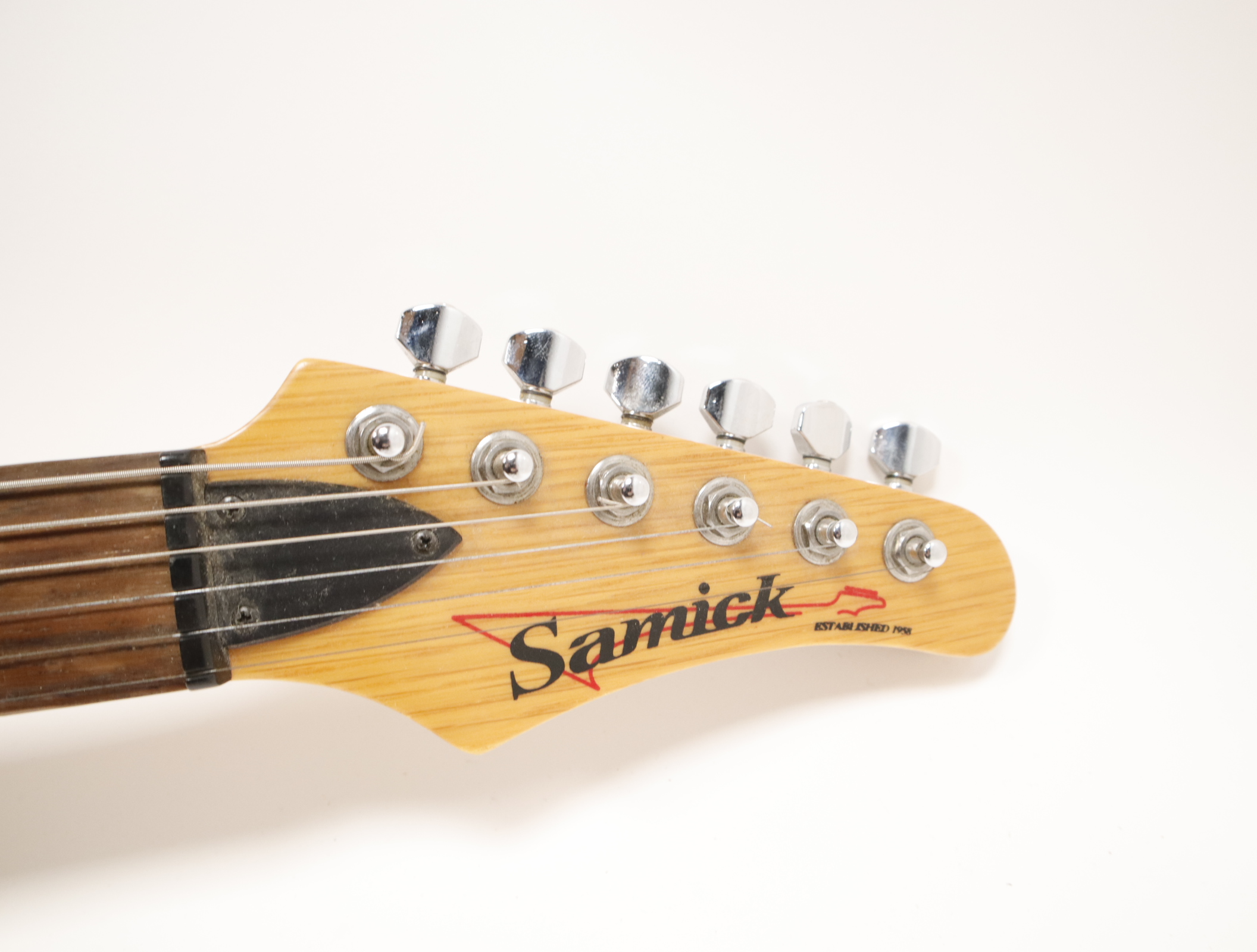Samick エレキギター Samick LK-15 Right-Handed Electric Guitar Trans Black