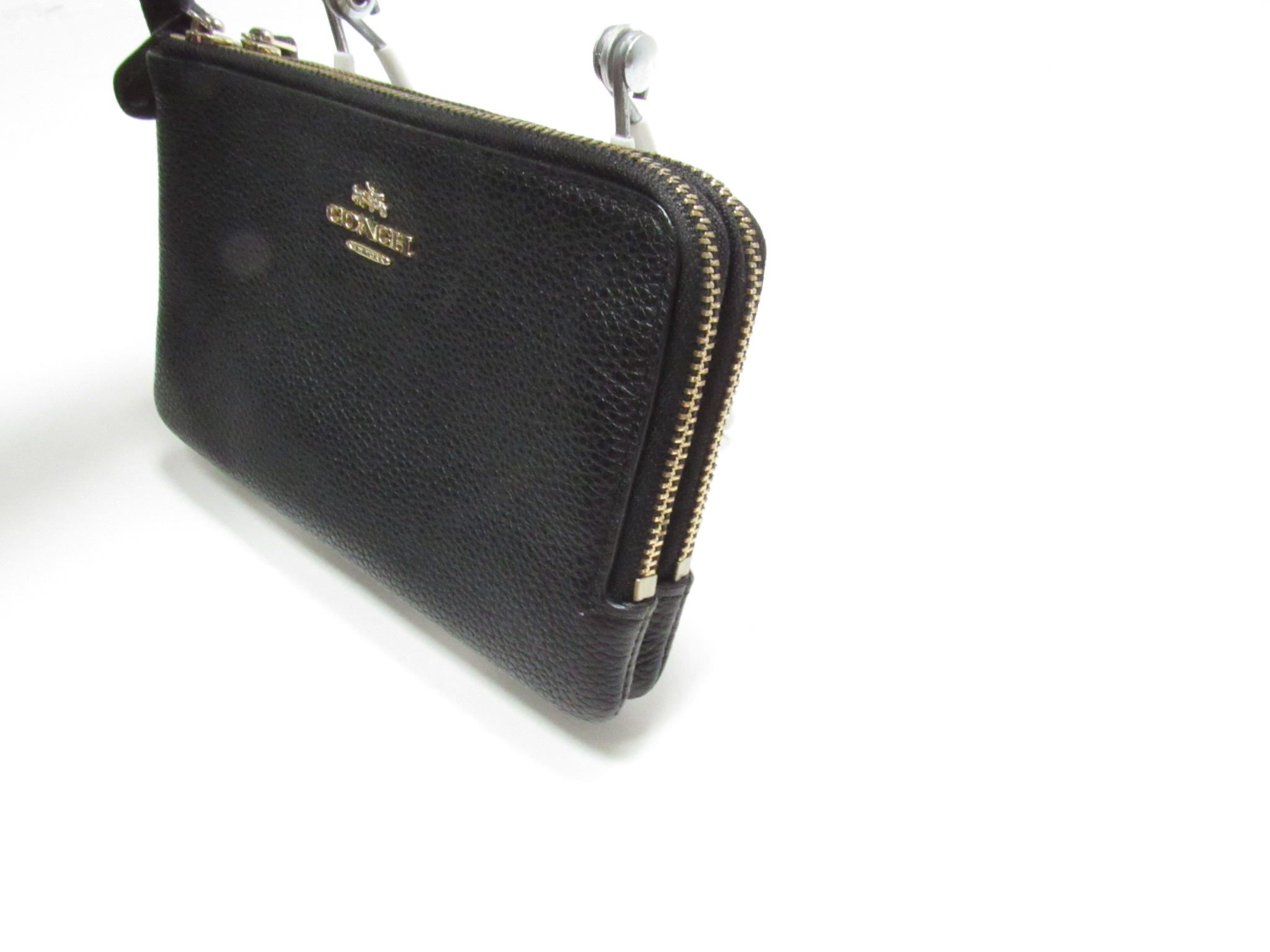 Coach Ladies Gold Toned Coach Logo Wallet Black