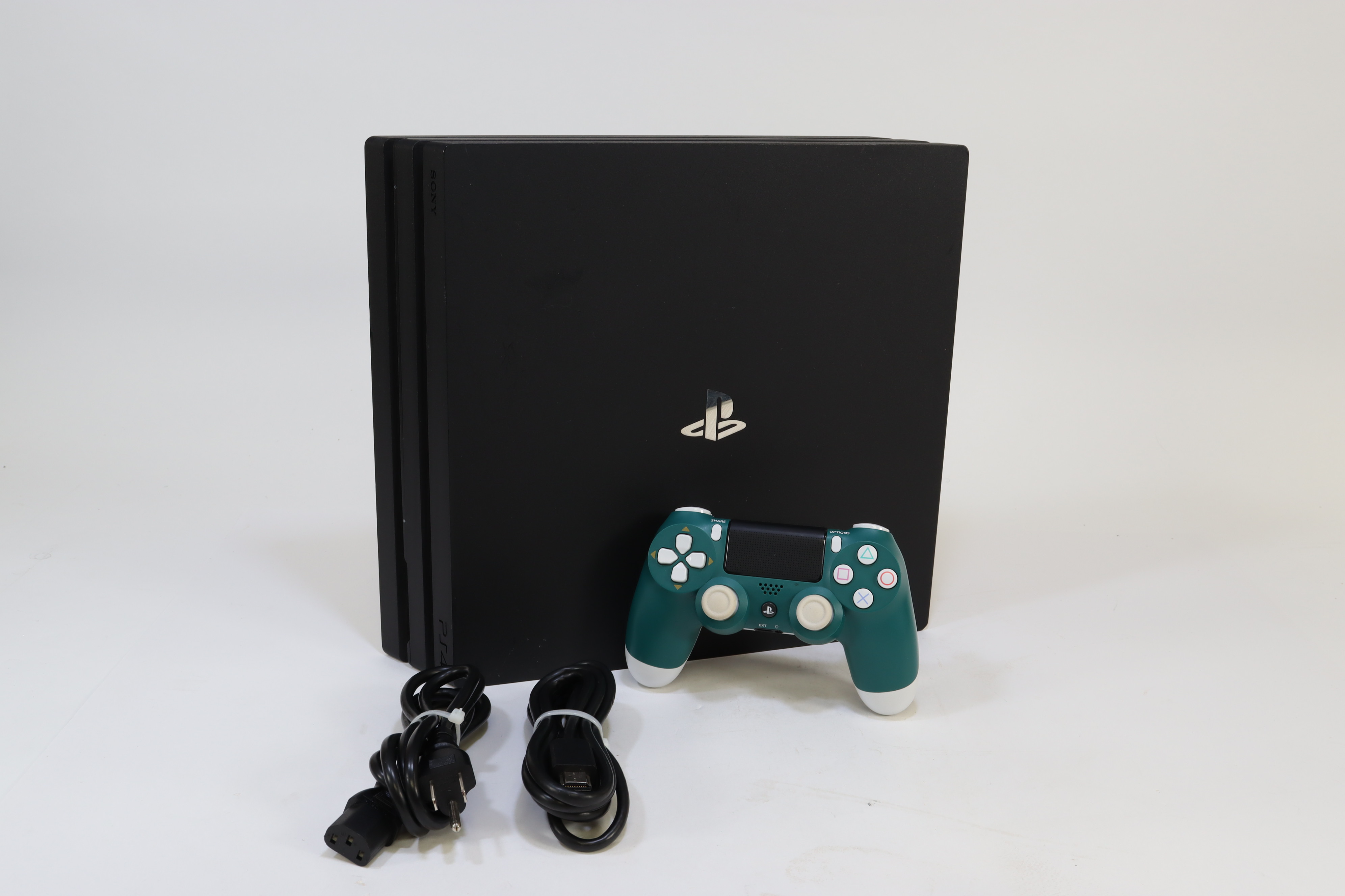 Sony PlayStation 4 Pro CUH7015B 1TB Black Home Video Game Console 5023