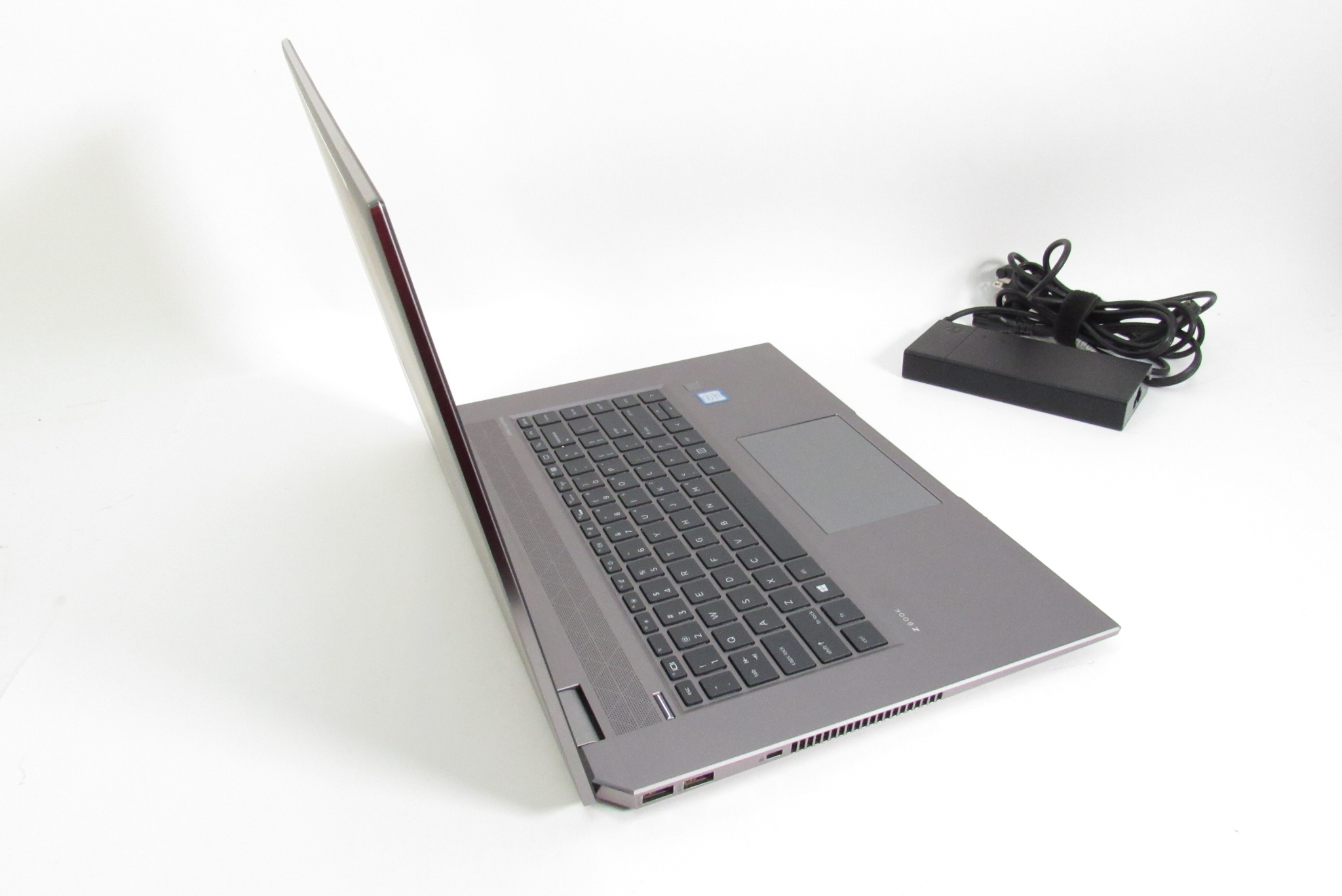 HP ZBook Studio G5 Win 11 Core i7-8850H Quadro P1000 32GB RAM