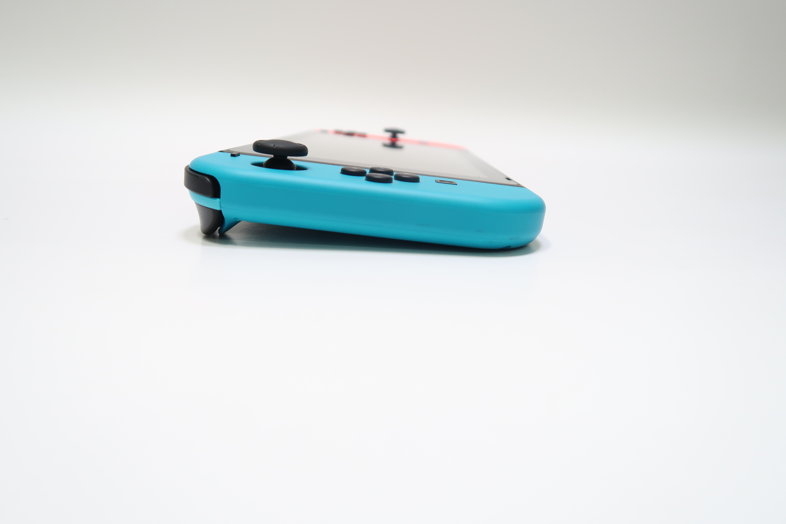 Nintendo Switch HAC-001 32GB Video Game System Switch (Blue/Red) 5744