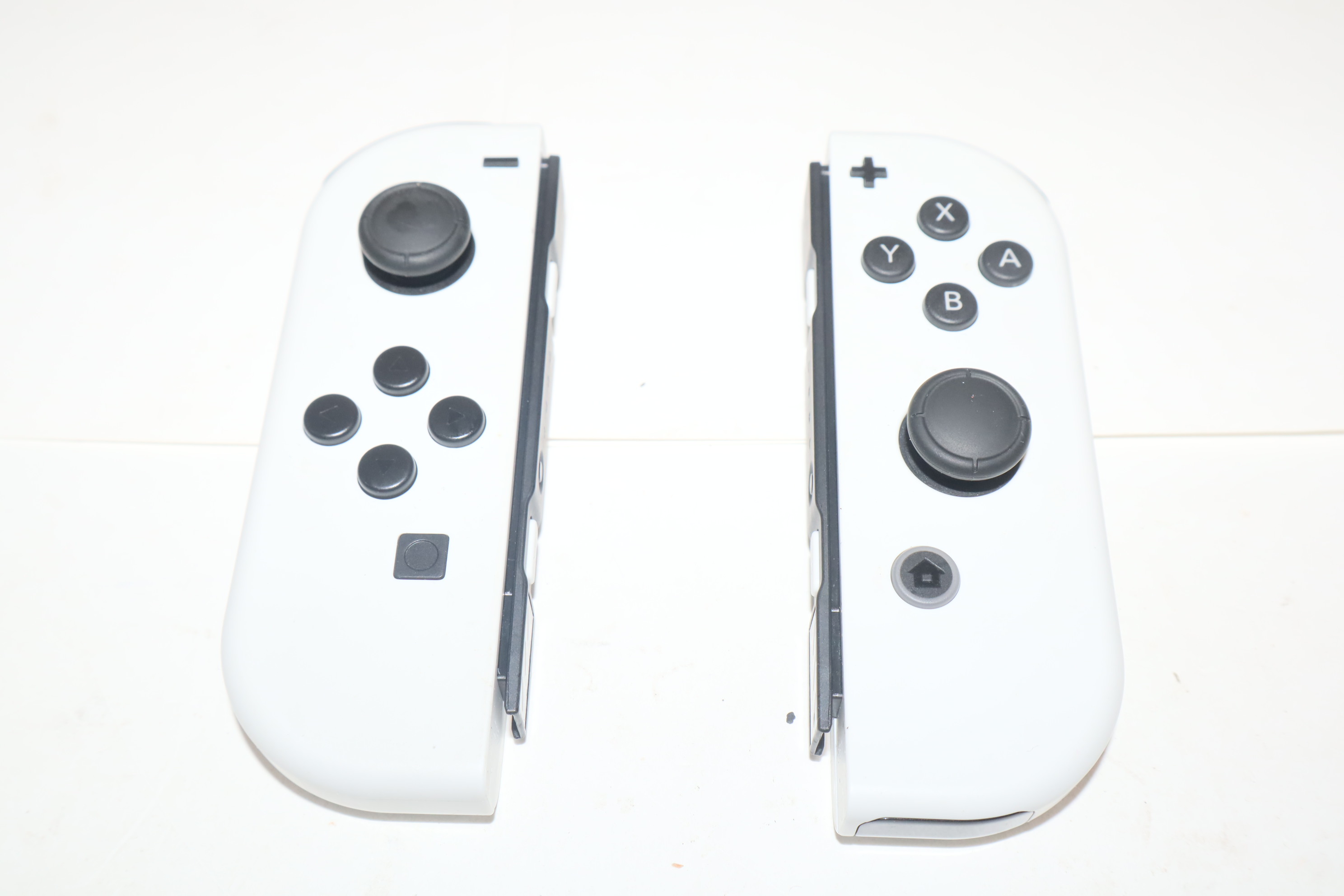 Nintendo Switch OLED Model HEG-001 7