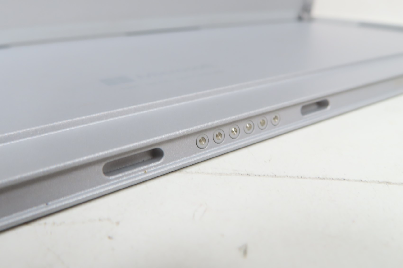 Microsoft 1960 Surface Pro 7 Core i3-1005G1 1.2GHz 8GB RAM 128GB