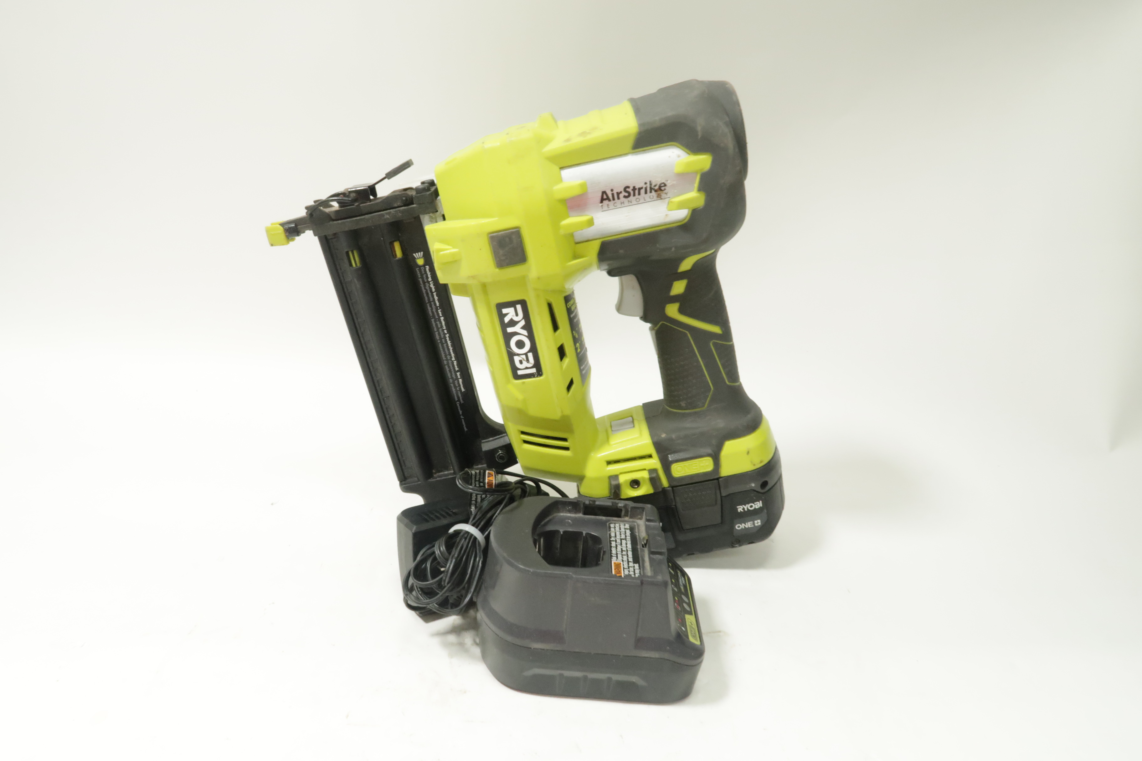 Ryobi P320VN 18V Cordless AirStrike 18Gauge Nail Gun 6325