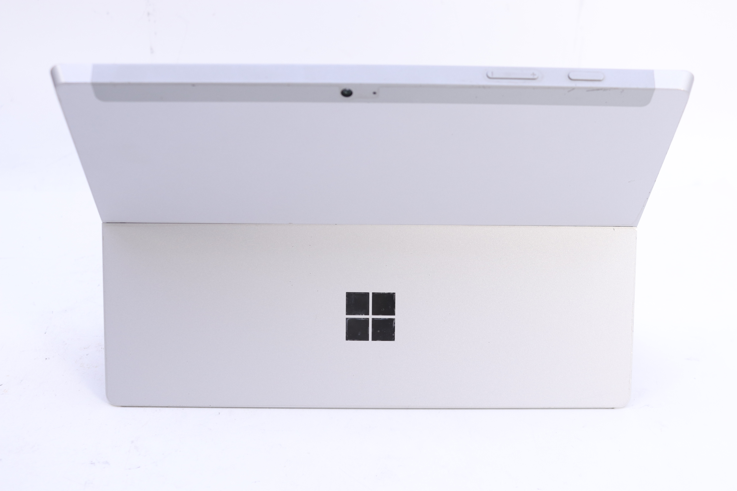 Microsoft Surface 3 1645 Intel Atom x7-Z8700 1.6GHz 4GB RAM 128GB