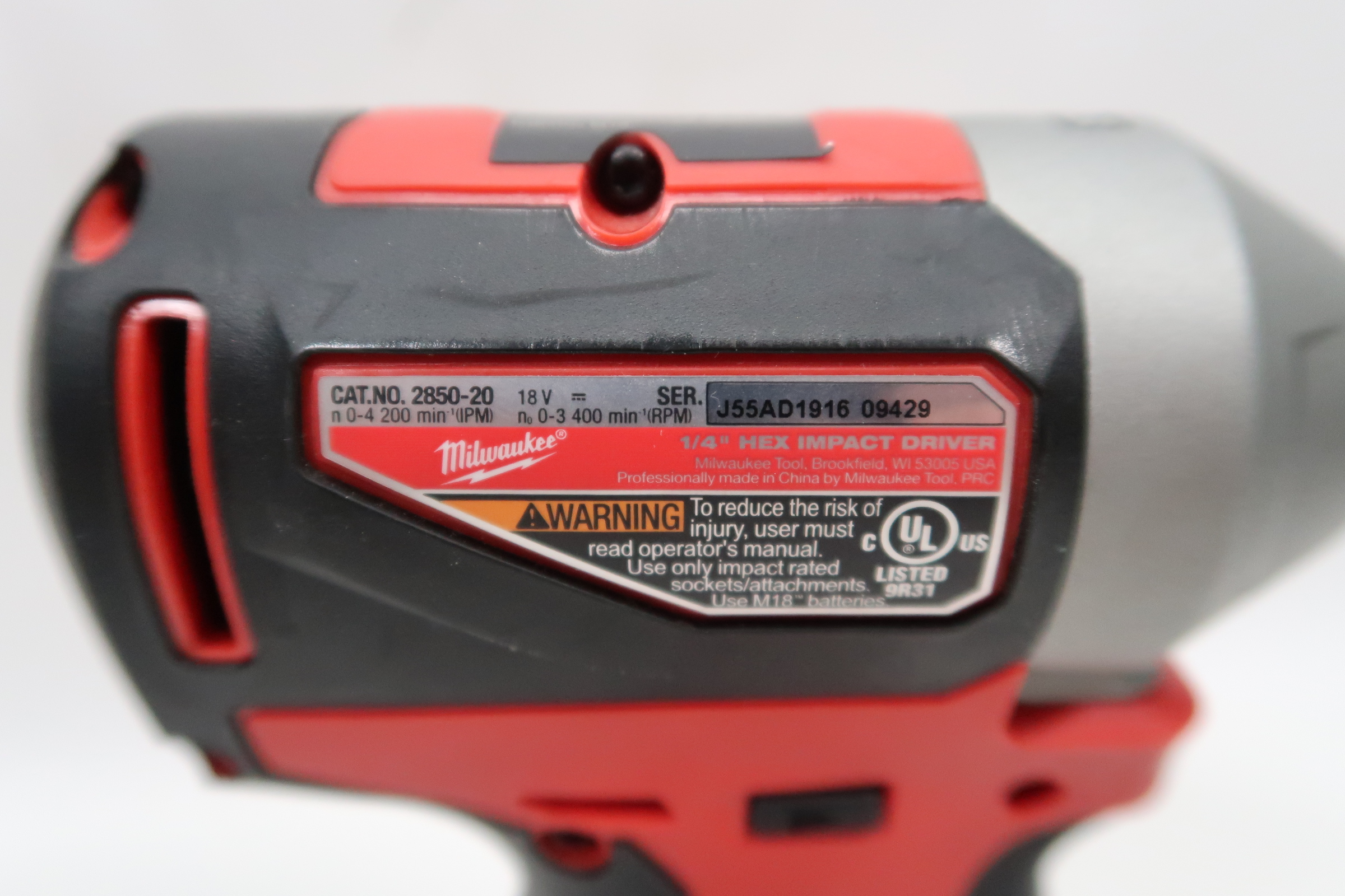 Milwaukee 285020 18V LithiumIon Brushless Cordless 1/4 in. Impact Driver