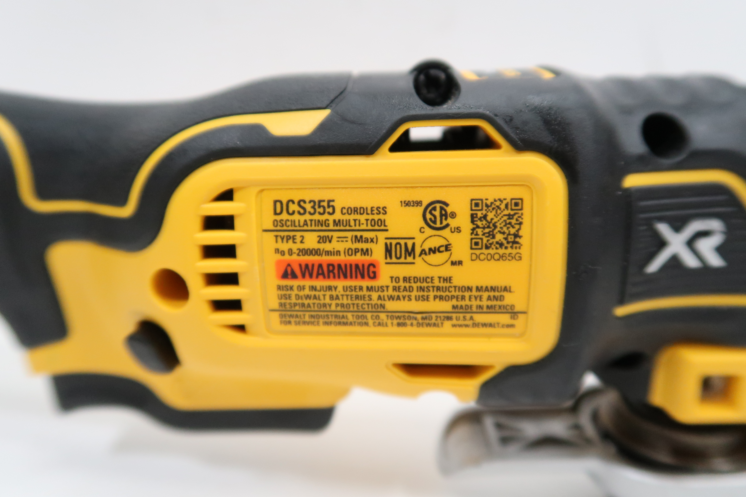 DeWalt DCS355 20Volt MAX XR Cordless Brushless Oscillating MultiTool