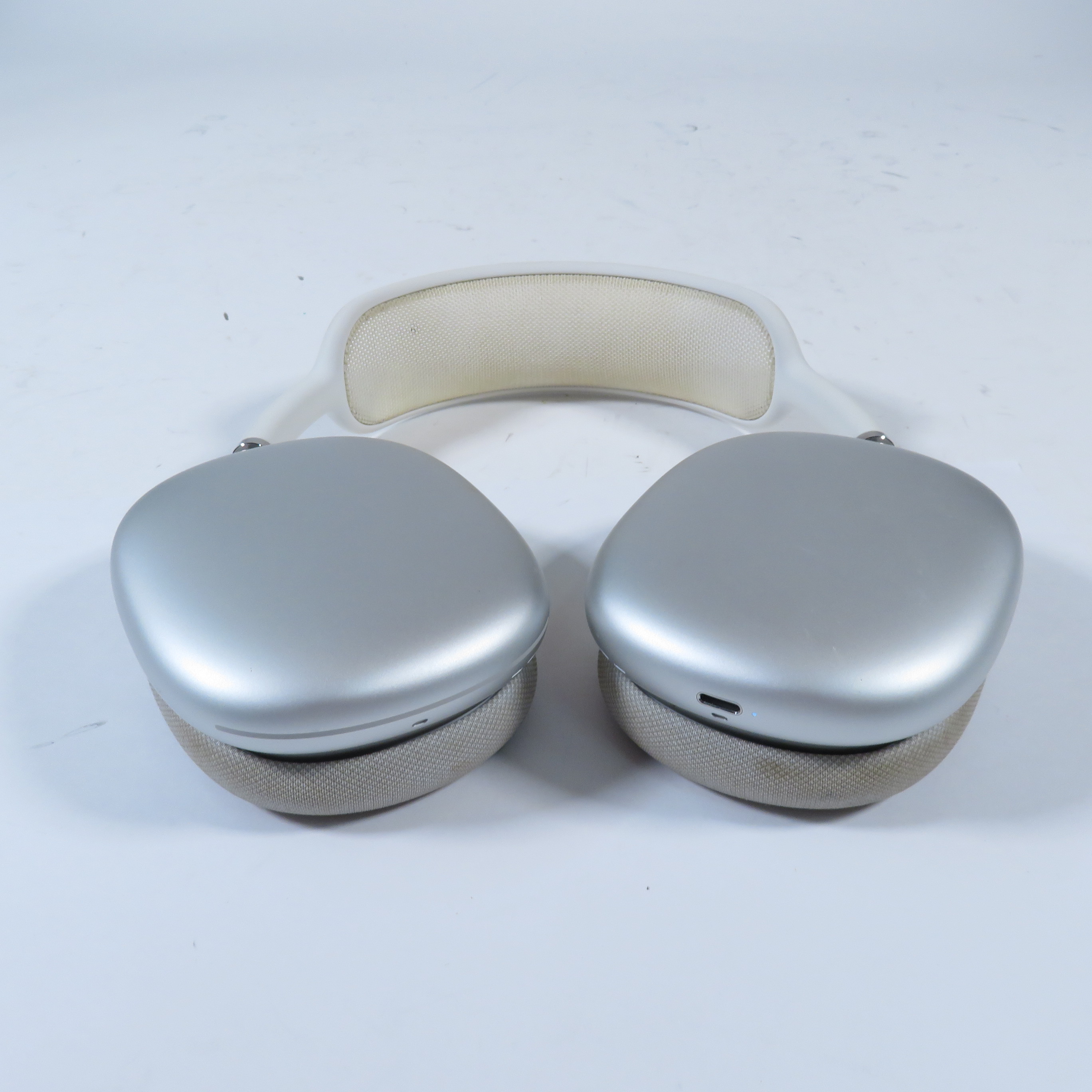 Apple AirPods Max A2096 Noise Cancelling Voice Activated Wireless