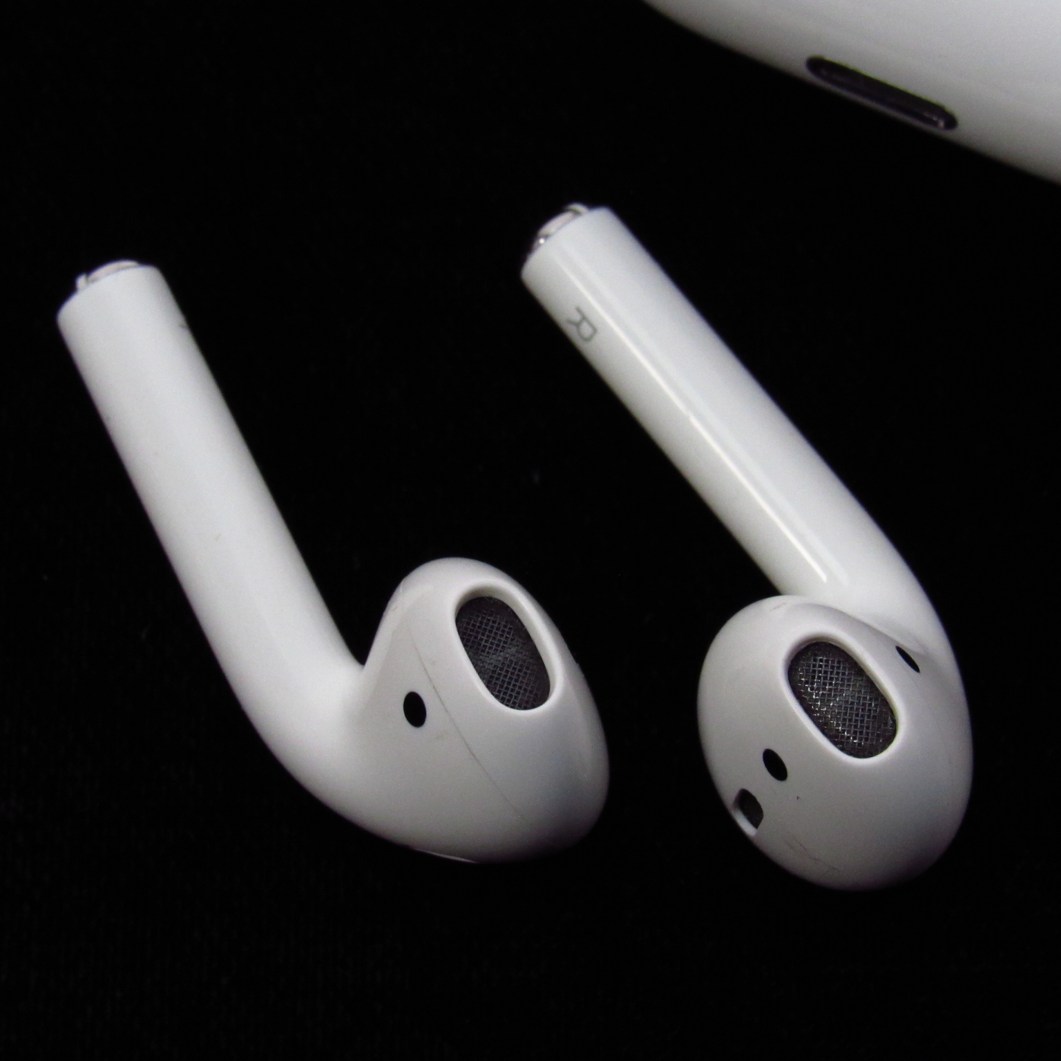 Apple AirPods A1938 A2031 A2032 イヤホン A38 b766d408-4c6e-445e-ab1a-
