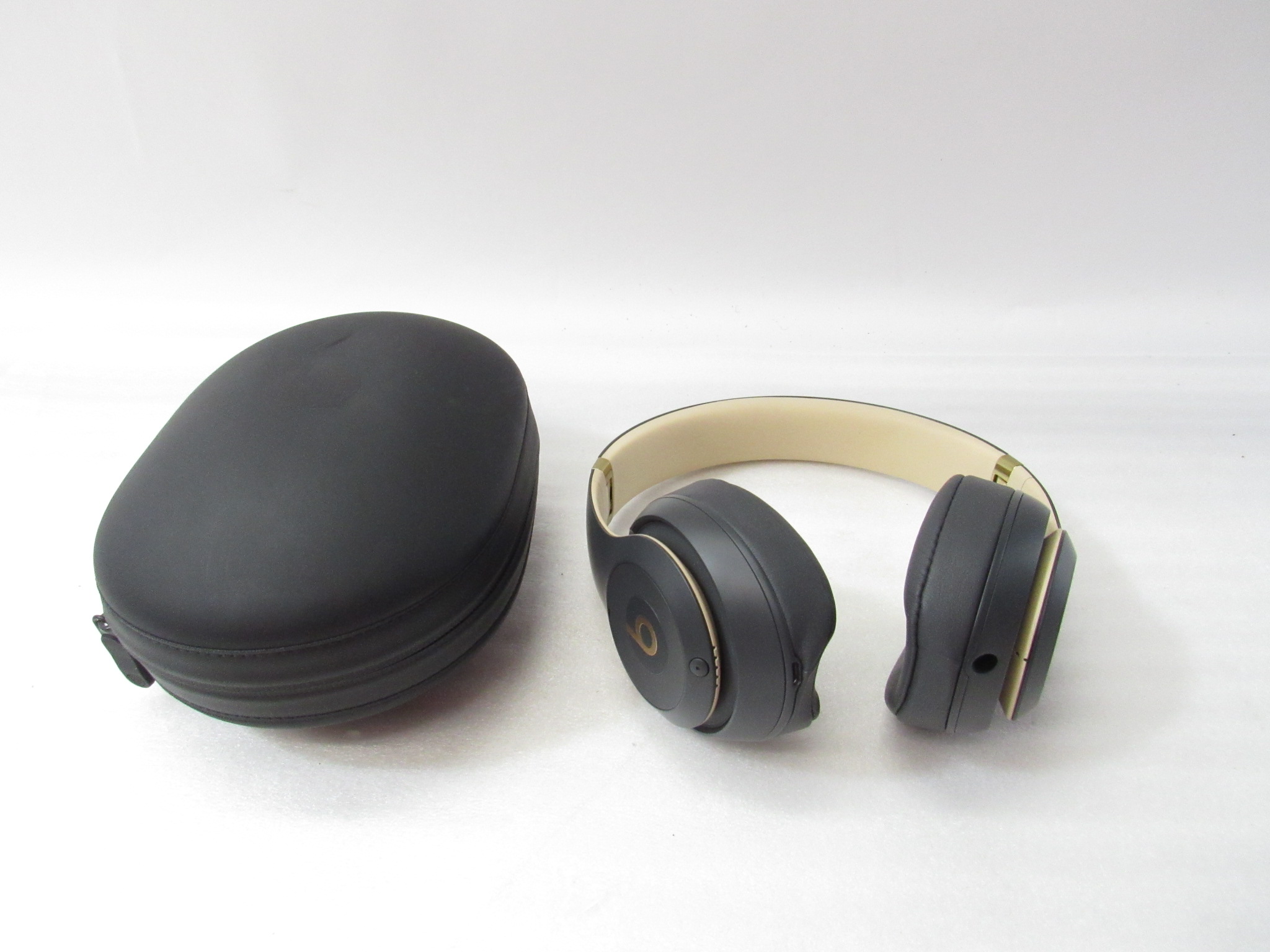 Dr dre studio wireless headphones hot sale