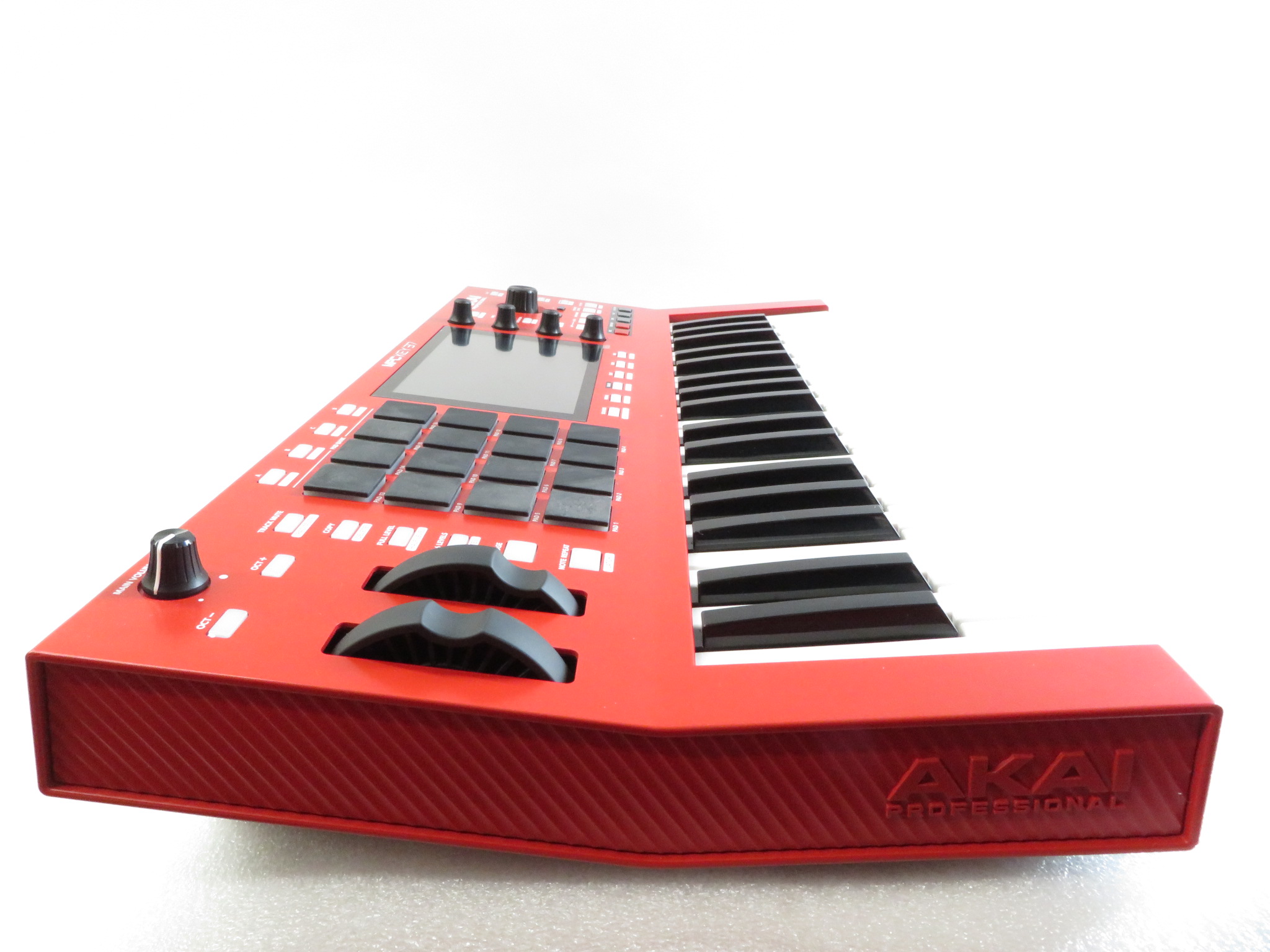 Akai Professional MPC Key 37 Standalone Production Keyboard