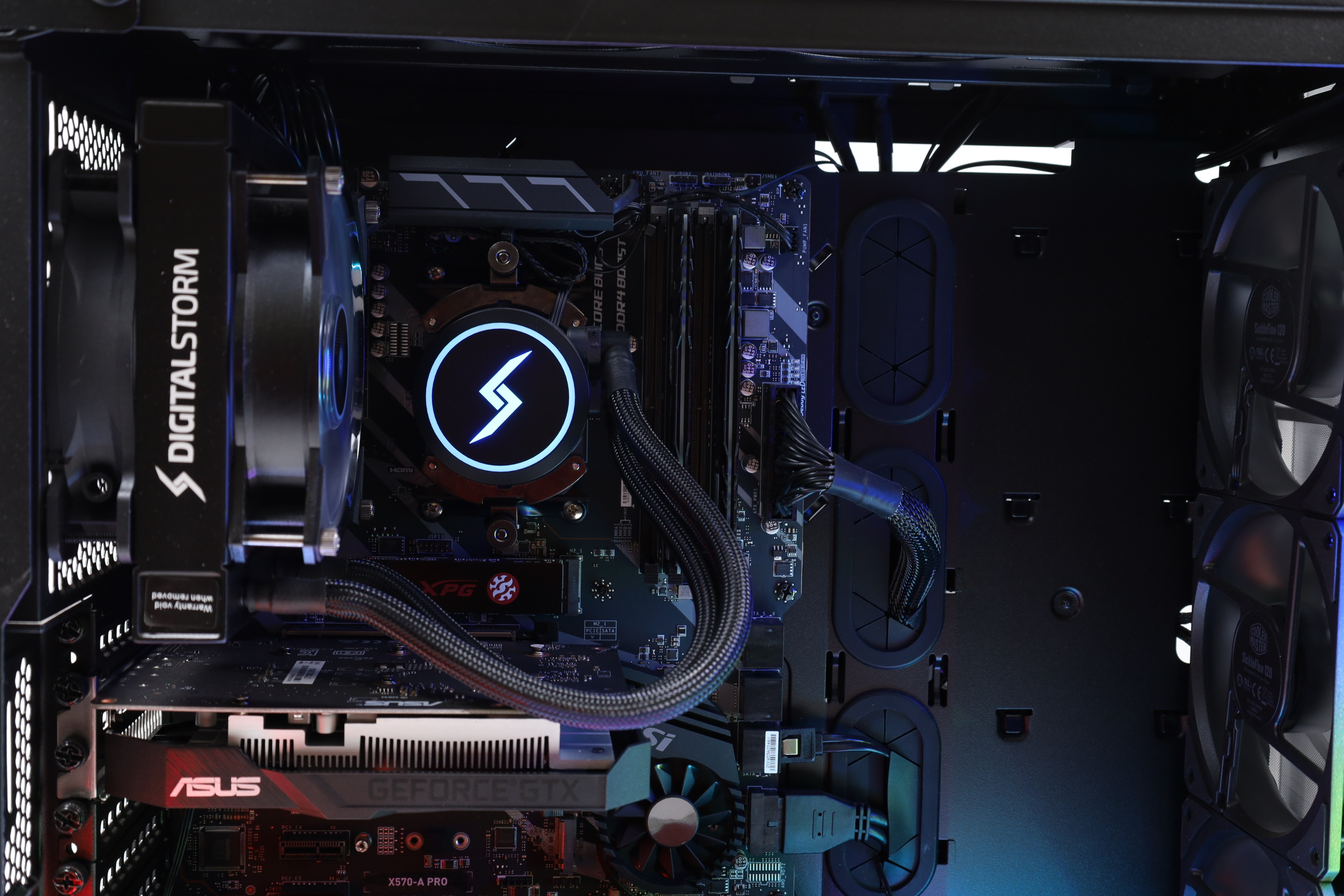 Digital Storm Lumos AMD Ryzen 7 3700x 3.6GHz GTX 1650 16GB RAM 500GB SSD 2TB HDD