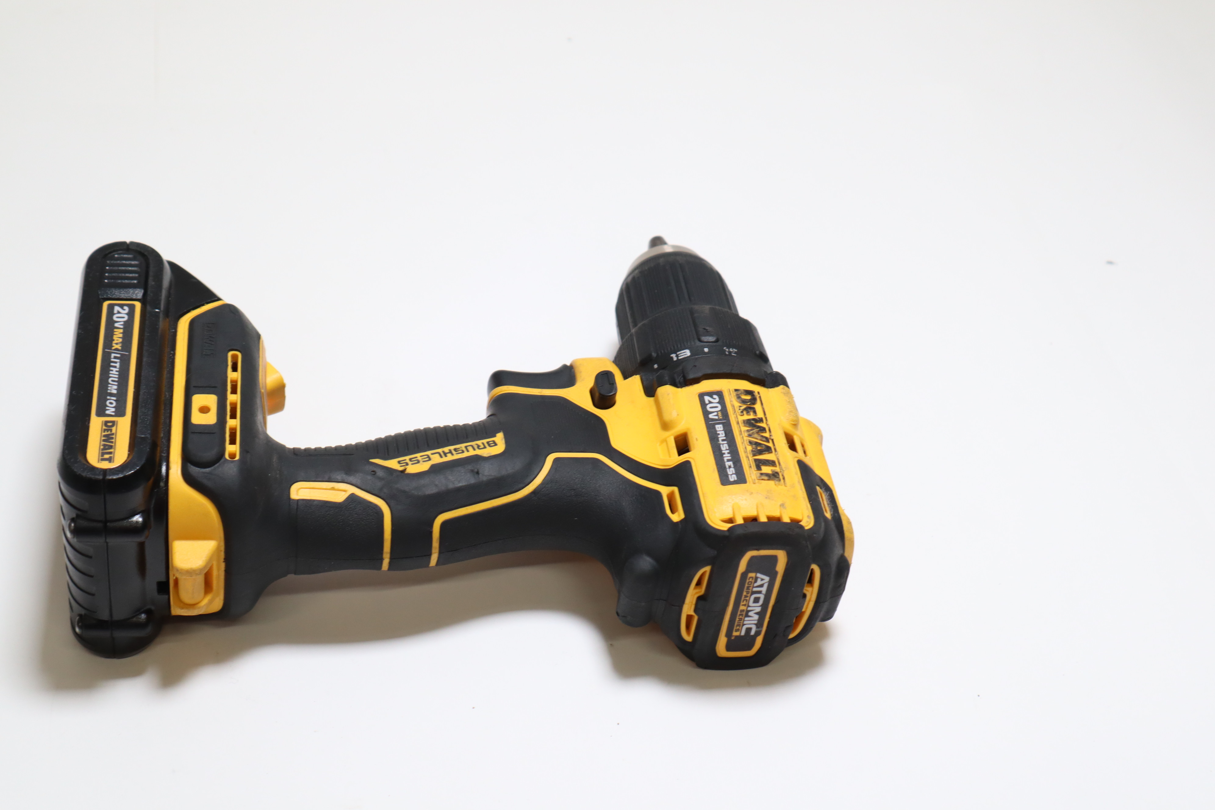 DEWALT DCD708 ATOMIC 20Volt MAX Cordless Brushless Compact 1/2 in