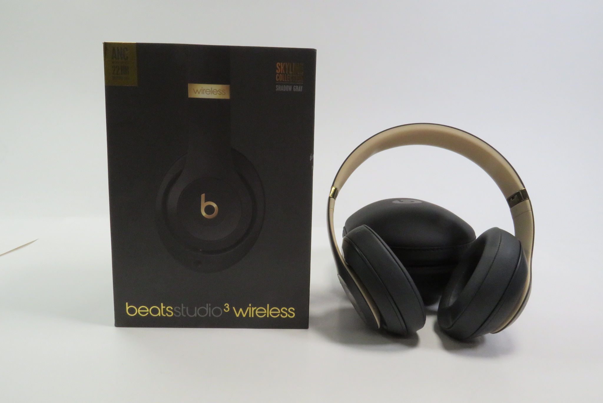 Apple Beats Studio 3 Wireless A1914 MXJ92LL/A Noise Cancelling