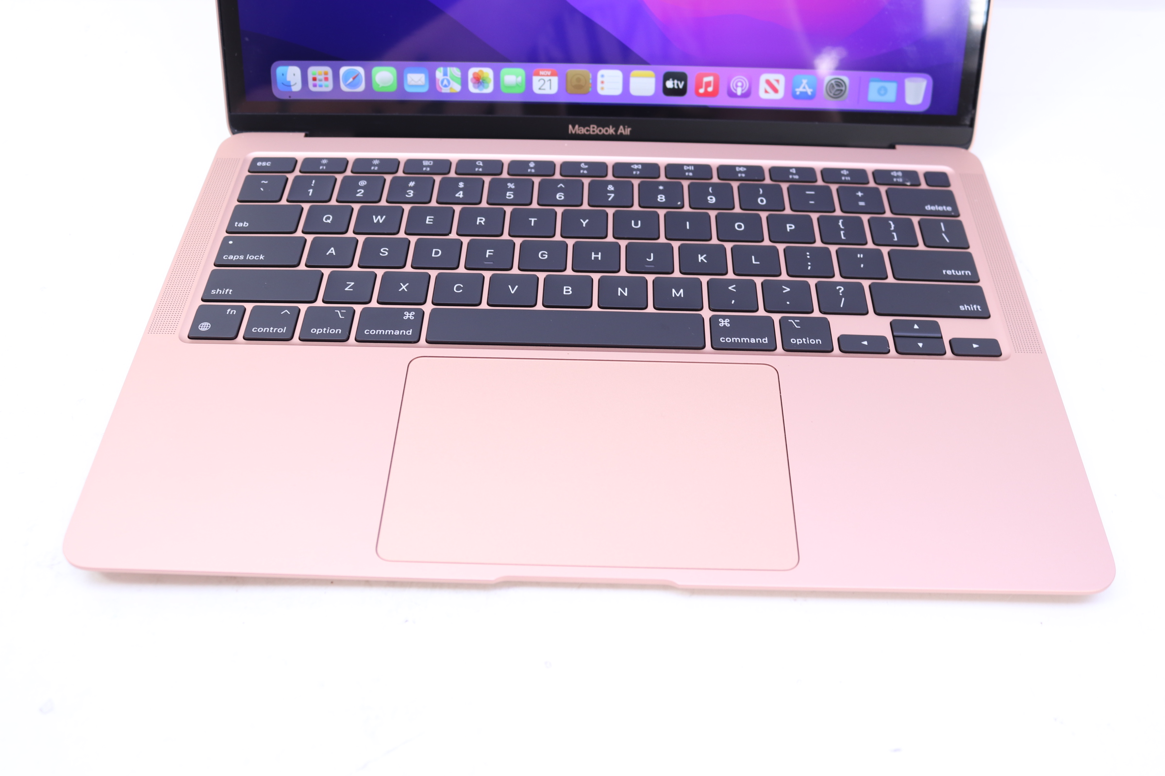 Apple MacBook Air (2020) MGN73LL/A M1 3.2GHz 8GB Unified RAM 512GB