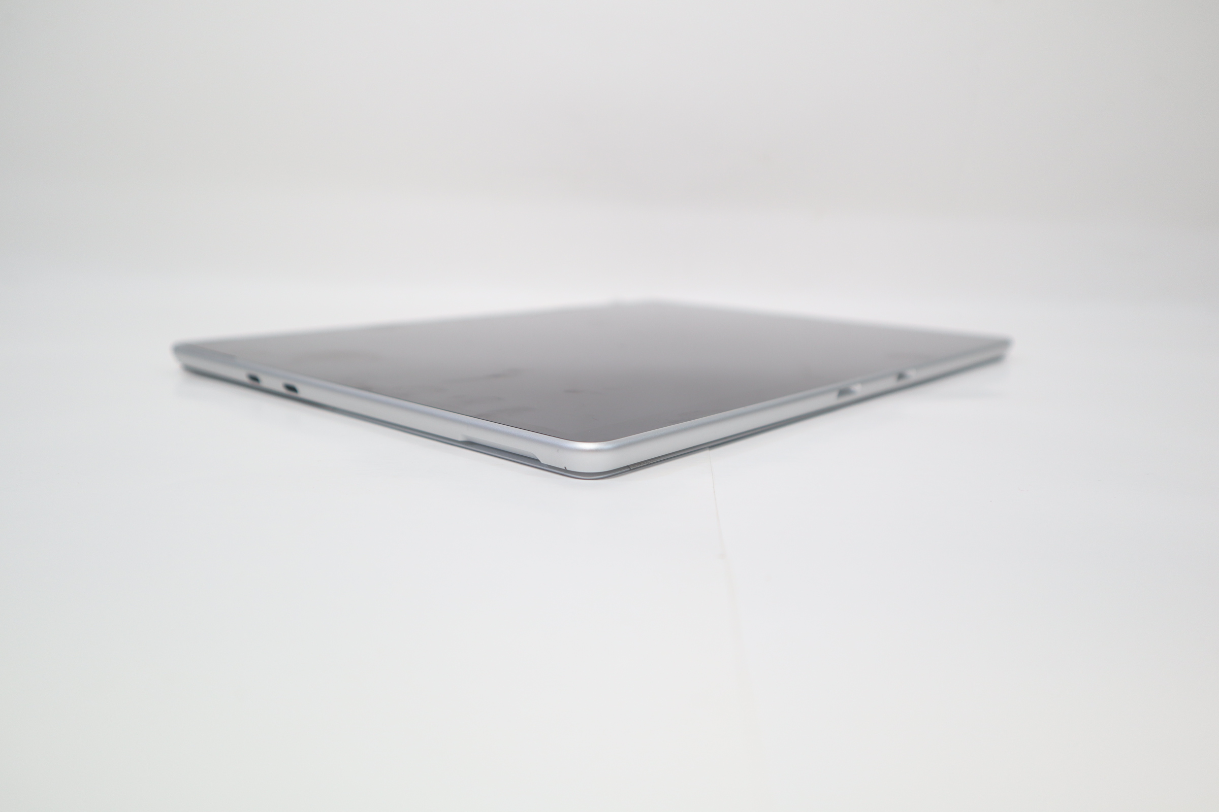 Microsoft Surface Pro 9 2038 Core i5-1235U 2.5GHz 8GB RAM 256GB