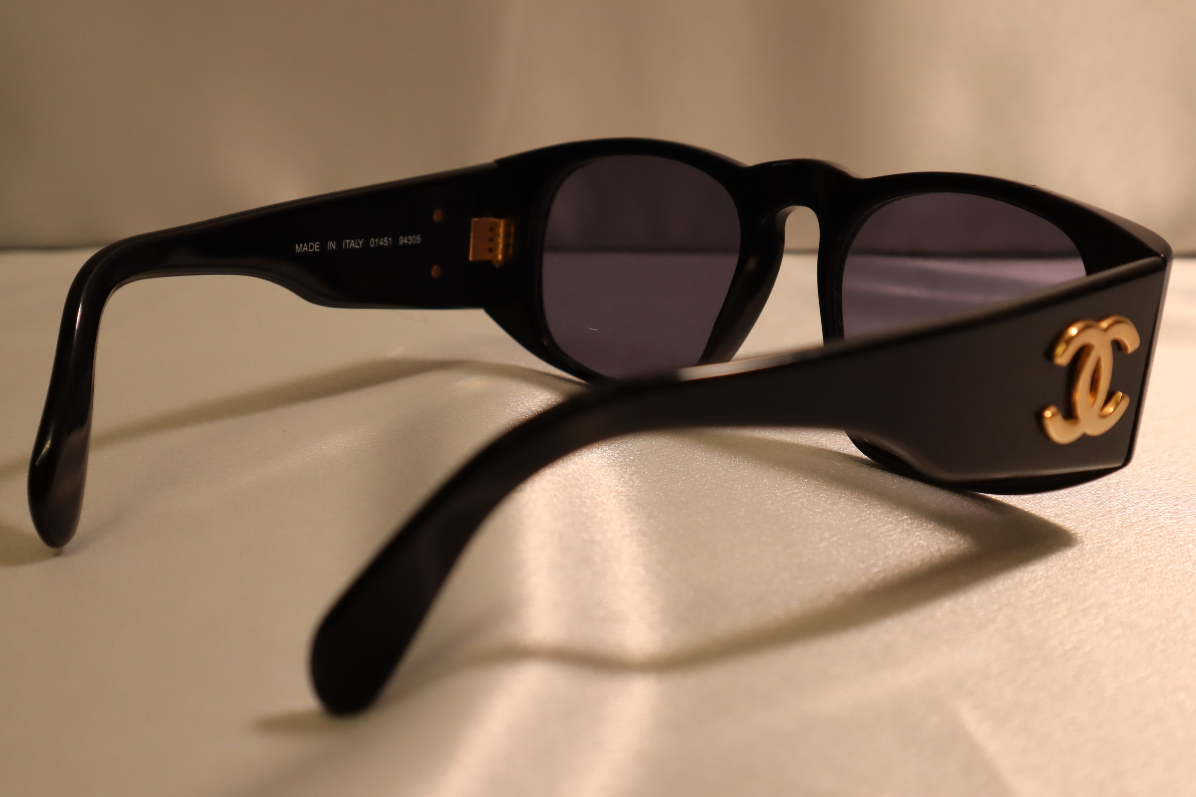 Women's CHANEL COCO Mark Synthetic Resin Black Sunglasses