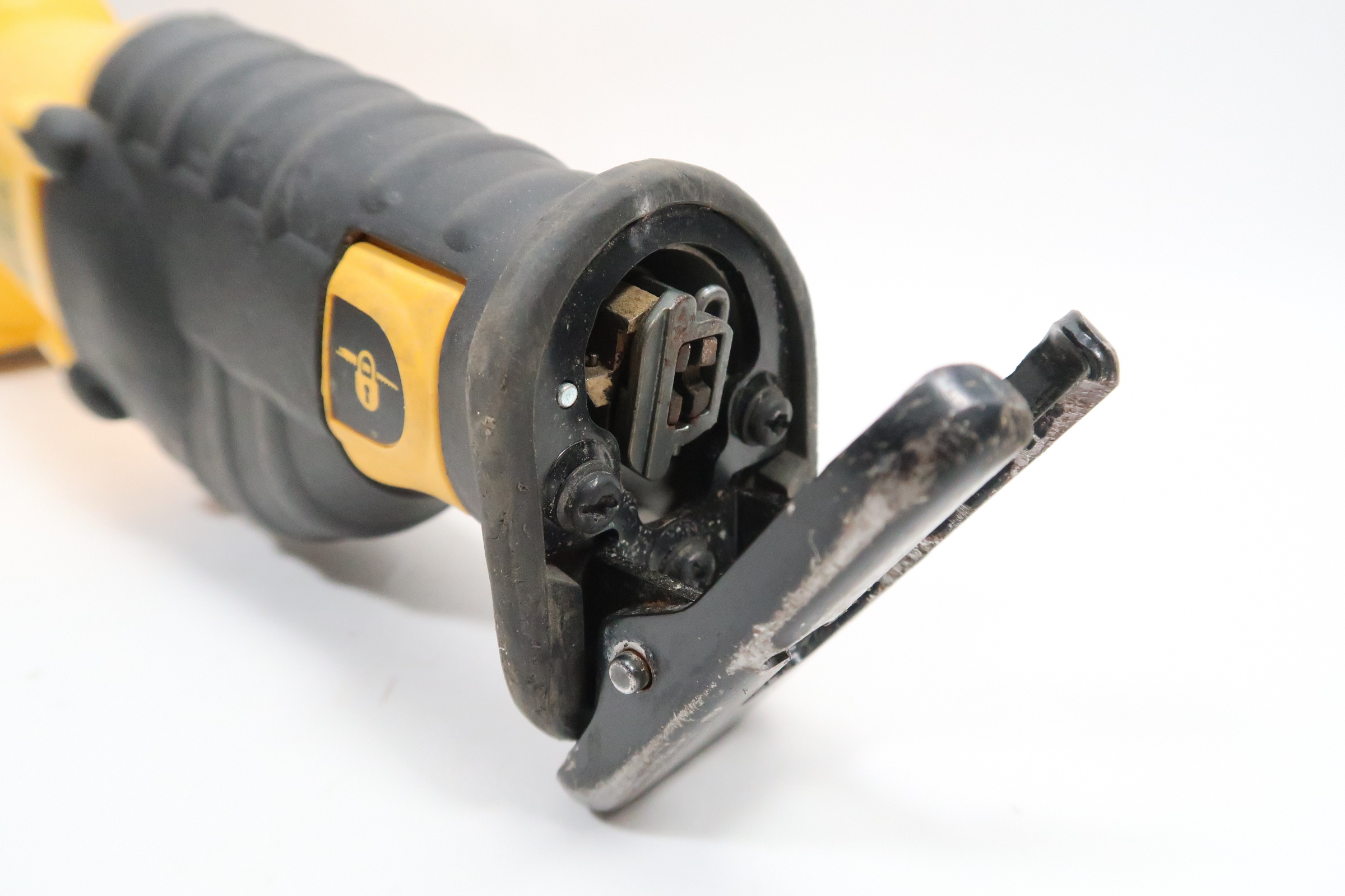 DeWalt DCS381 20V MAX Cordless Reciprocating Saw