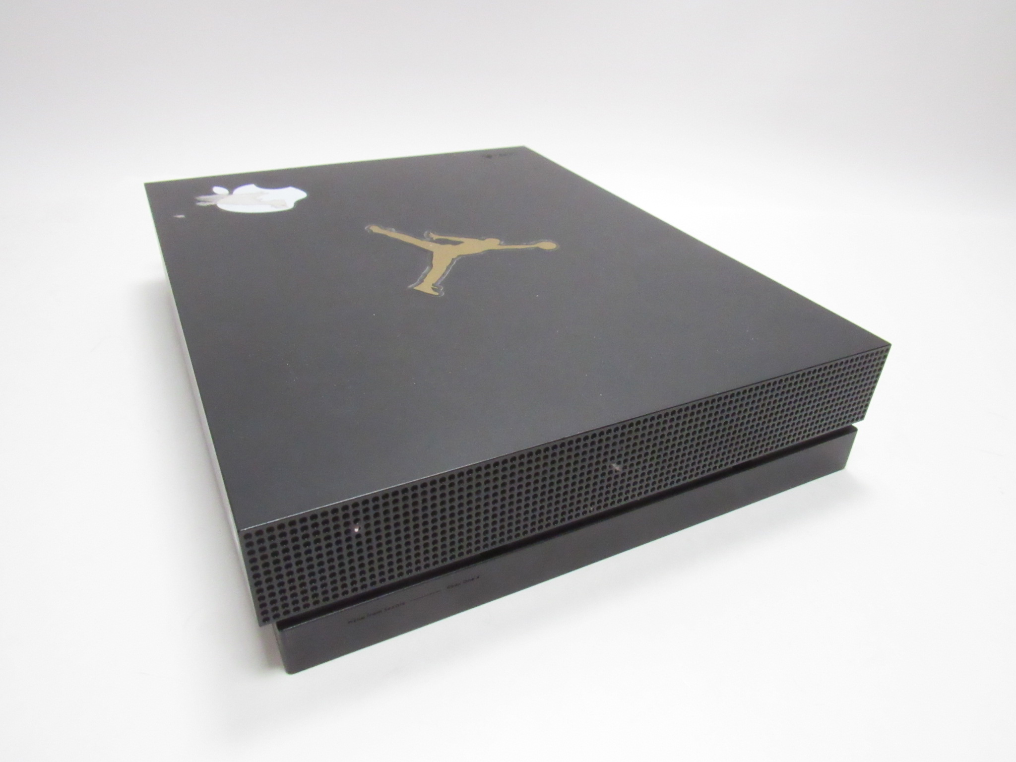 Microsoft Xbox One X 1787 1TB 4K Video Game Console 3147