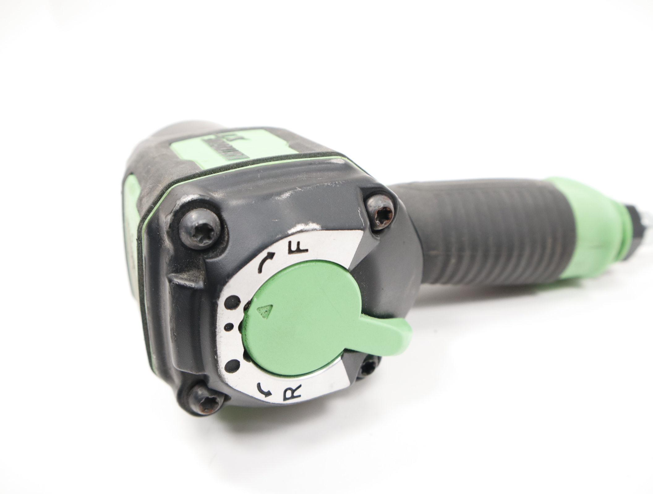 Earthquake XT 59238 1/2 in. Super Compact Air Impact Wrench