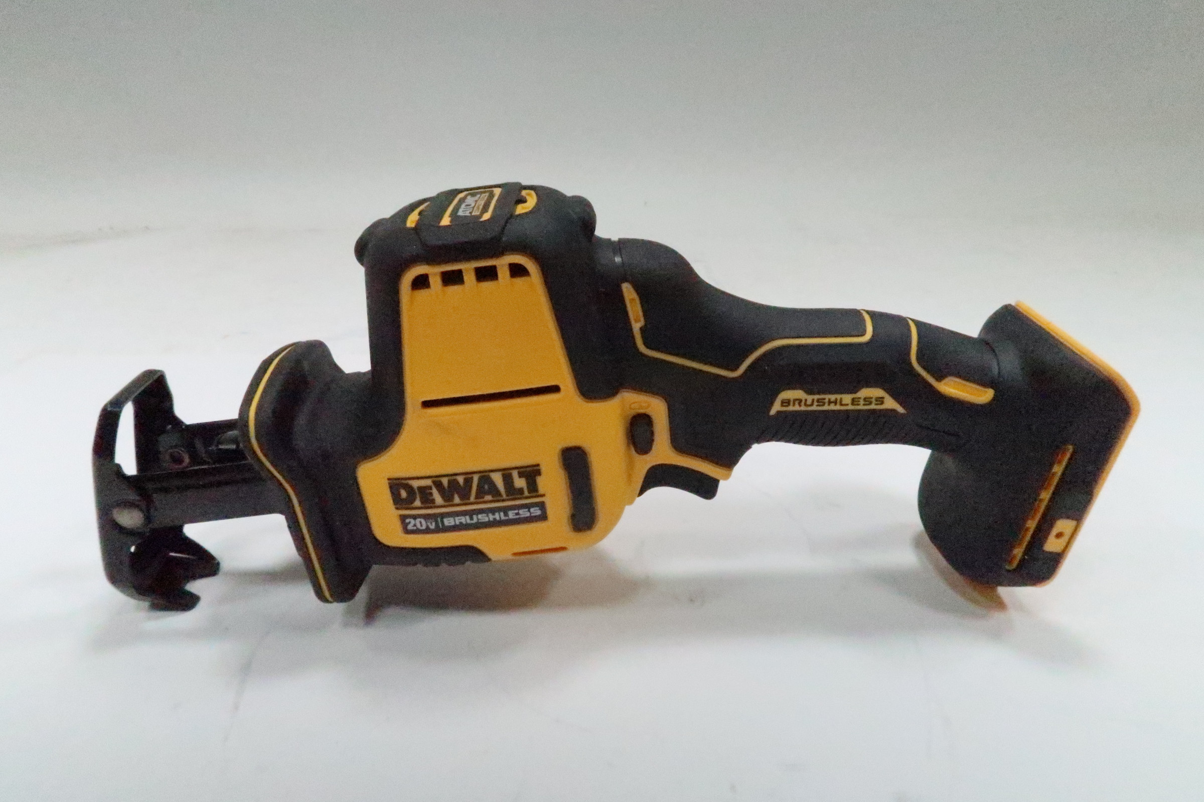 DeWalt DCS369 ATOMIC 20V MAX Cordless Brushless Compact Reciprocating