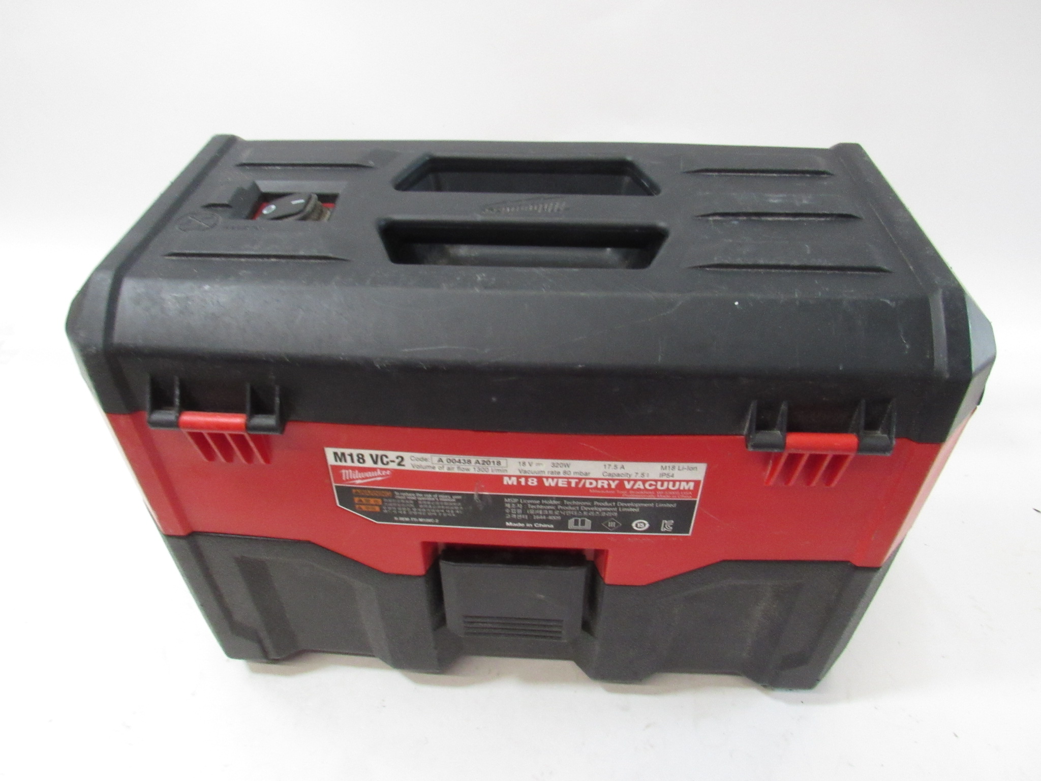 Milwaukee VC2 M18 2Gallon Wet/Dry Vacuum