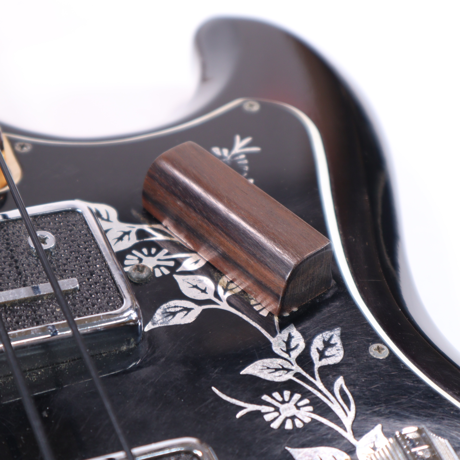 Teisco EB-120 Vintage 4-String Right-Handed Solidbody