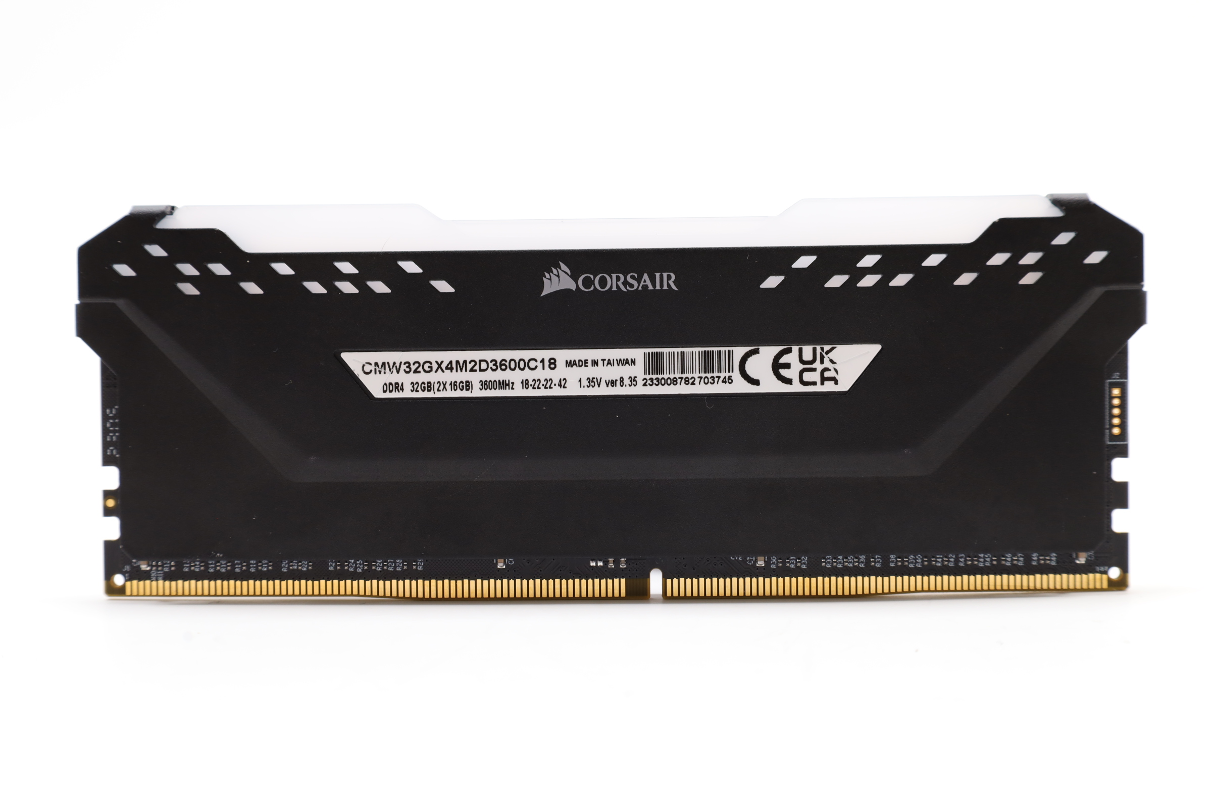 Corsair Vengeance RGB PRO CMW32GX4M2D3600C18 32GB DDR4 3200MHz RGB
