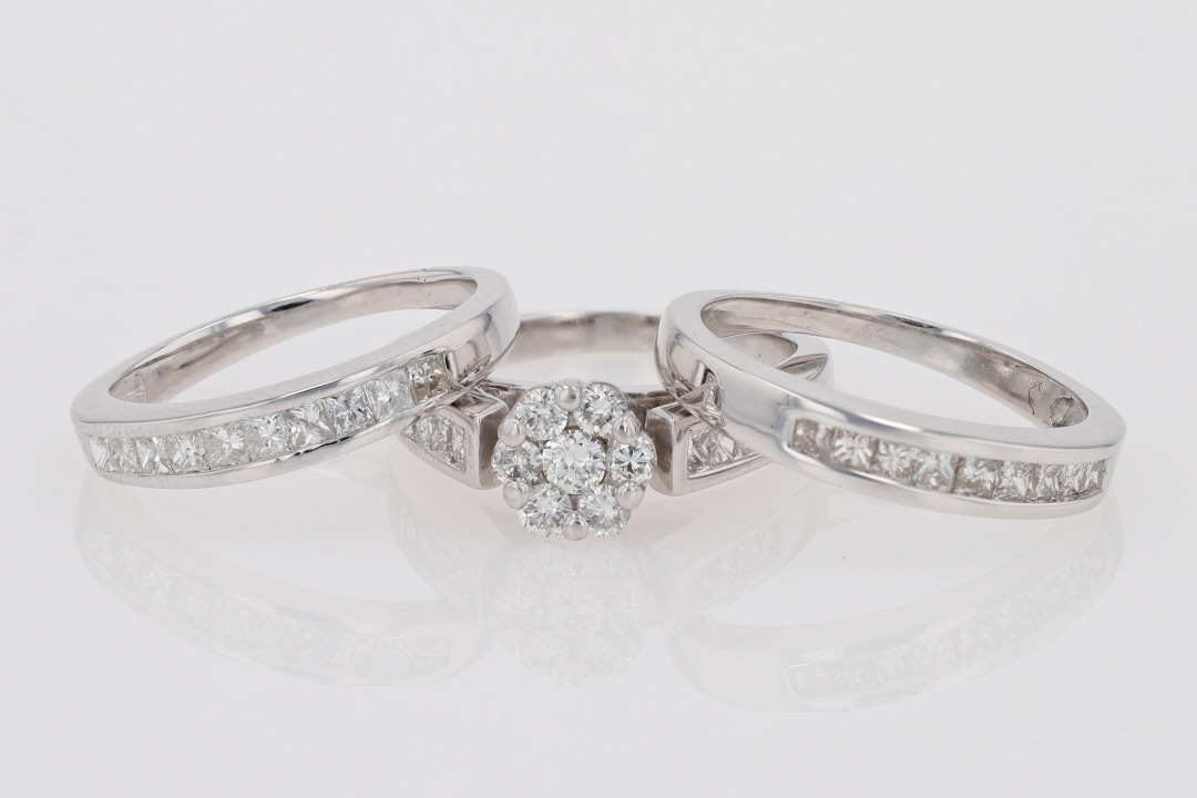 1.00ctw Round Cut Diamond Cluster Wedding Set Rings 14k White Gold Size 5