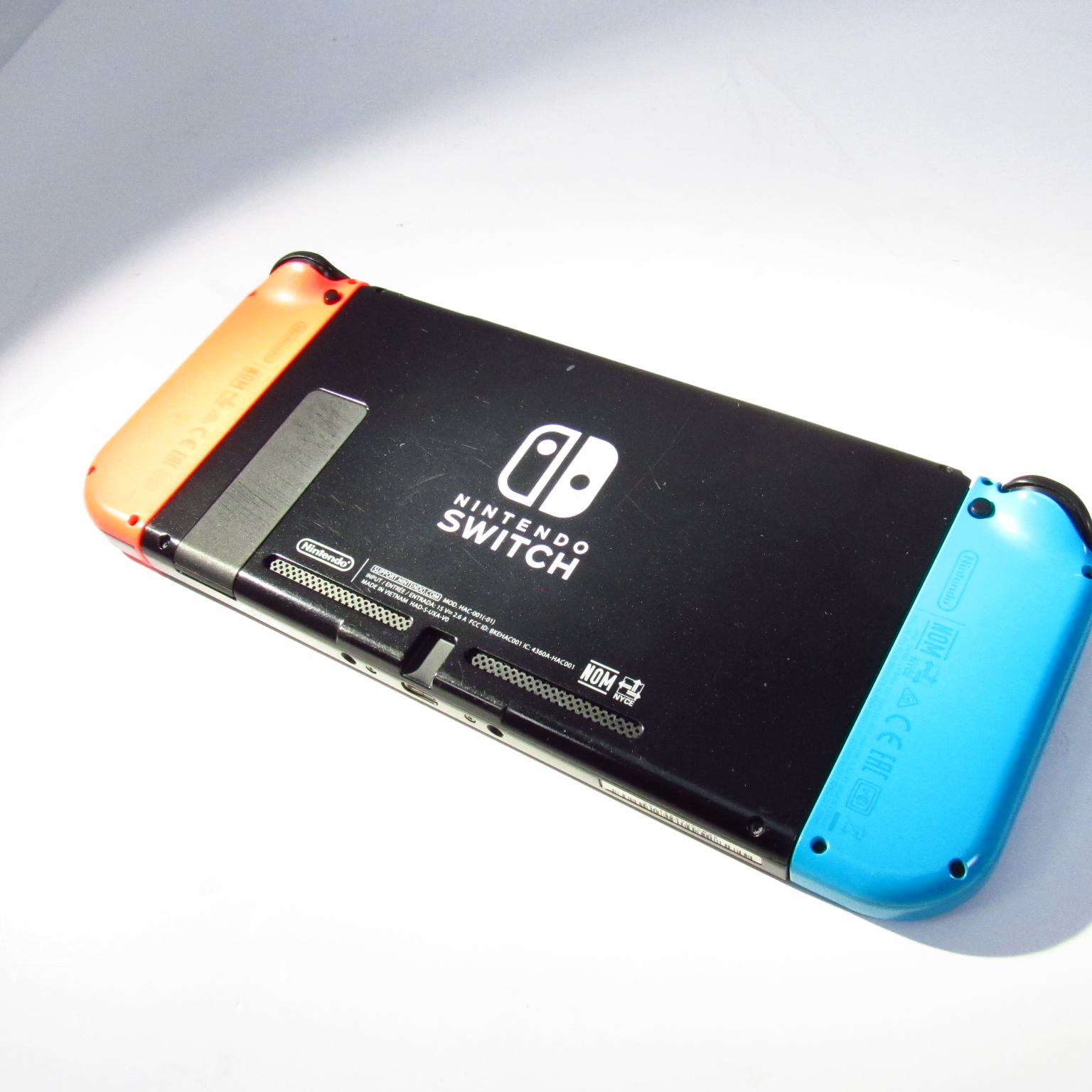 Nintendo Switch HAC-001 ゲーム機 Amazon.co.jp: 【整備済み品】 Nintendo Switch ニンテンドー