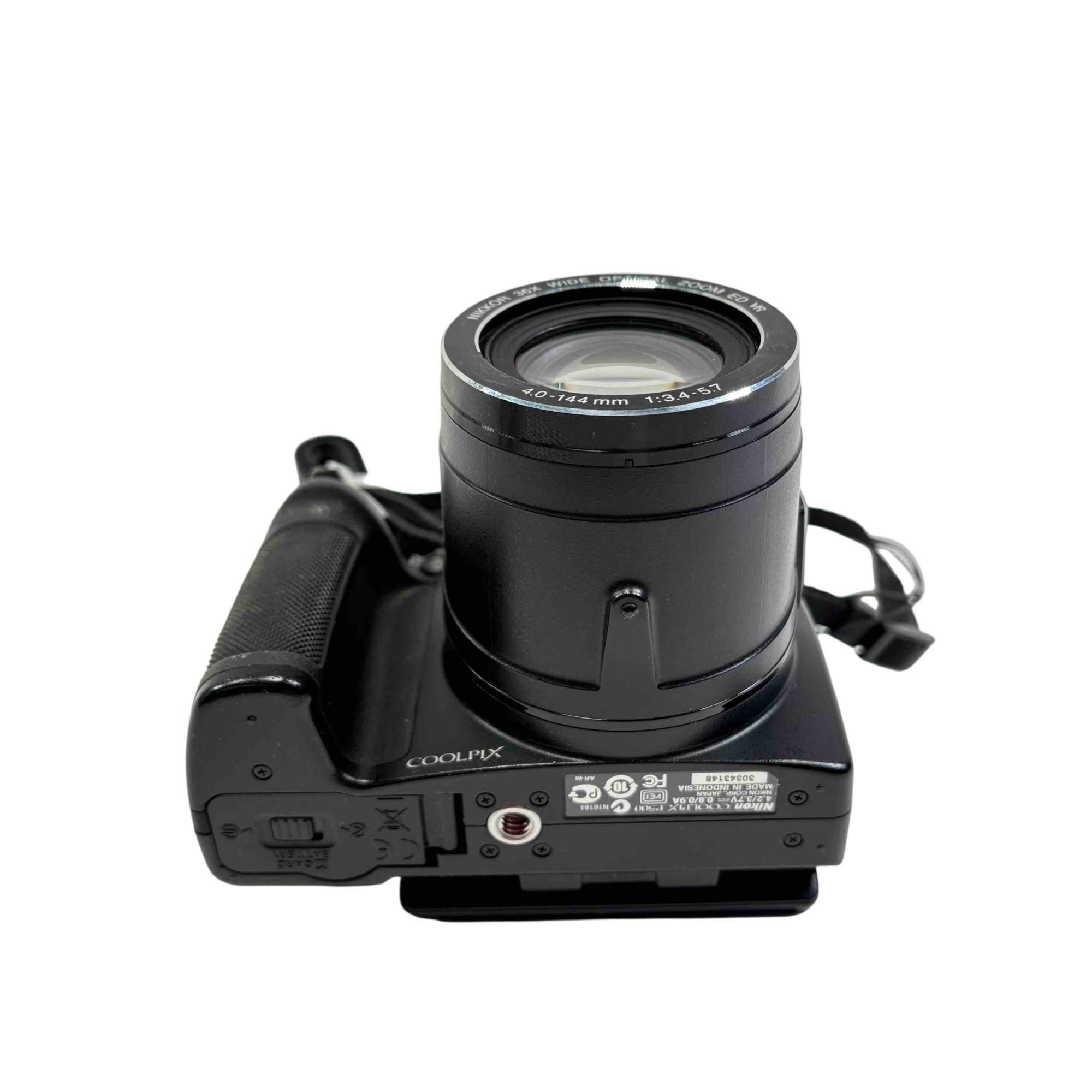 Nikon Coolpix P500 Wide 36x Zoom 12.1MP Digital Camera