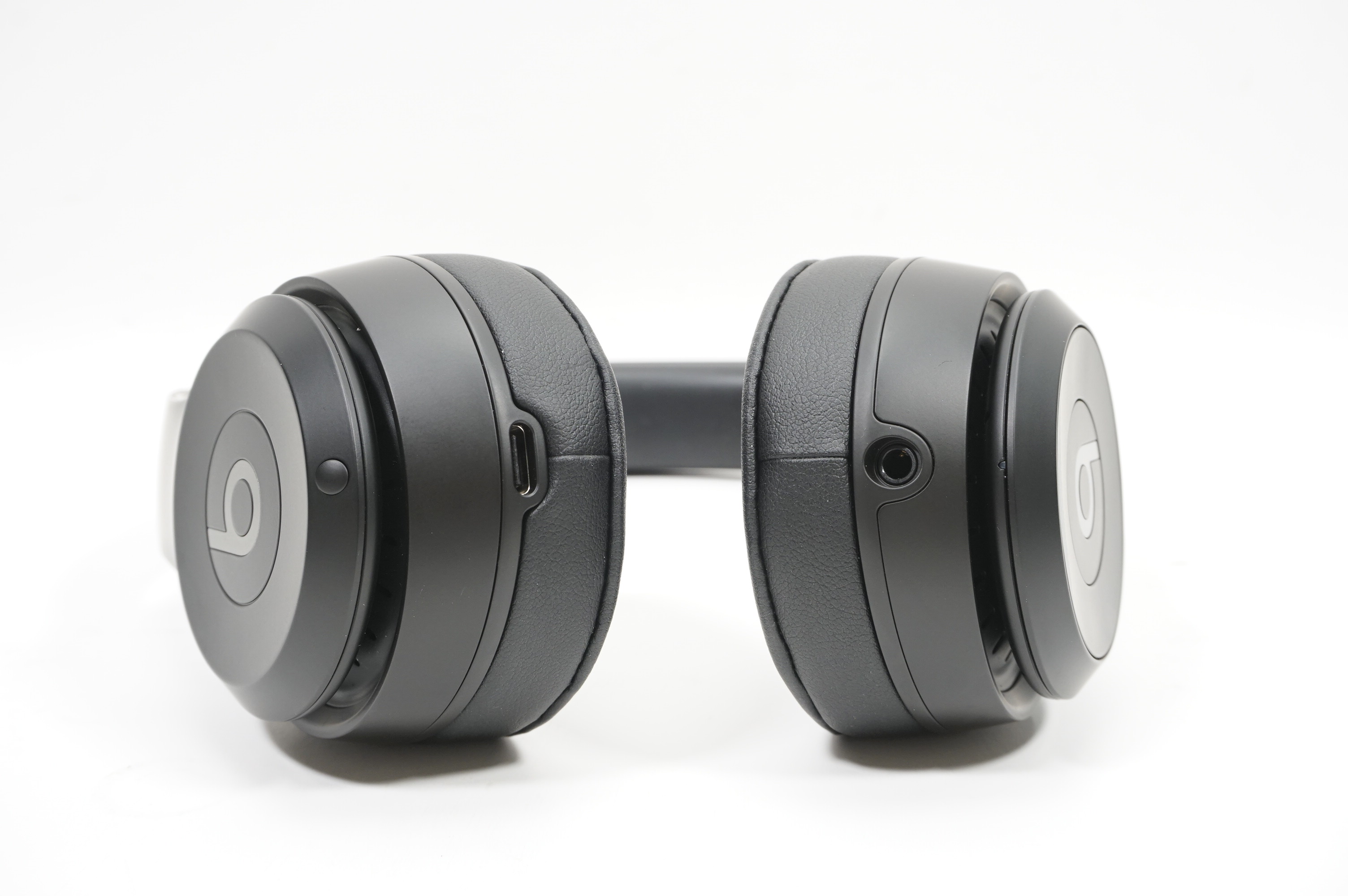 【極美品】Beats by Dr. Dre Beats Solo4 Beats by Dr. Dre Solo 4 Wireless Headphones, Black and Gold