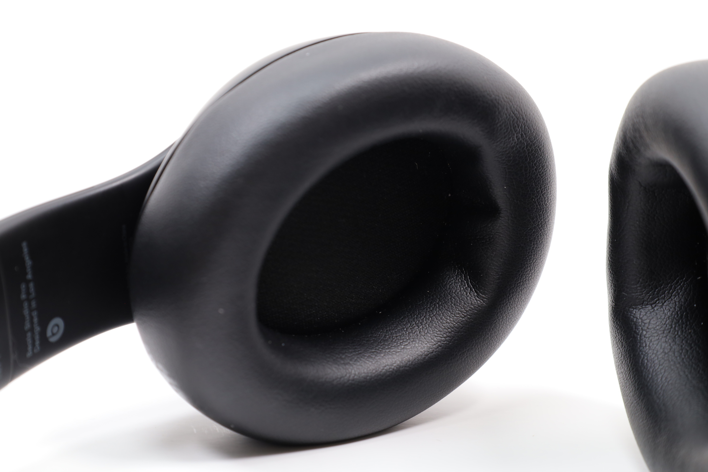 bot—-a　Beats studio Pro ブラック Open Box) Beats Studio Pro Wireless Headphones - Black