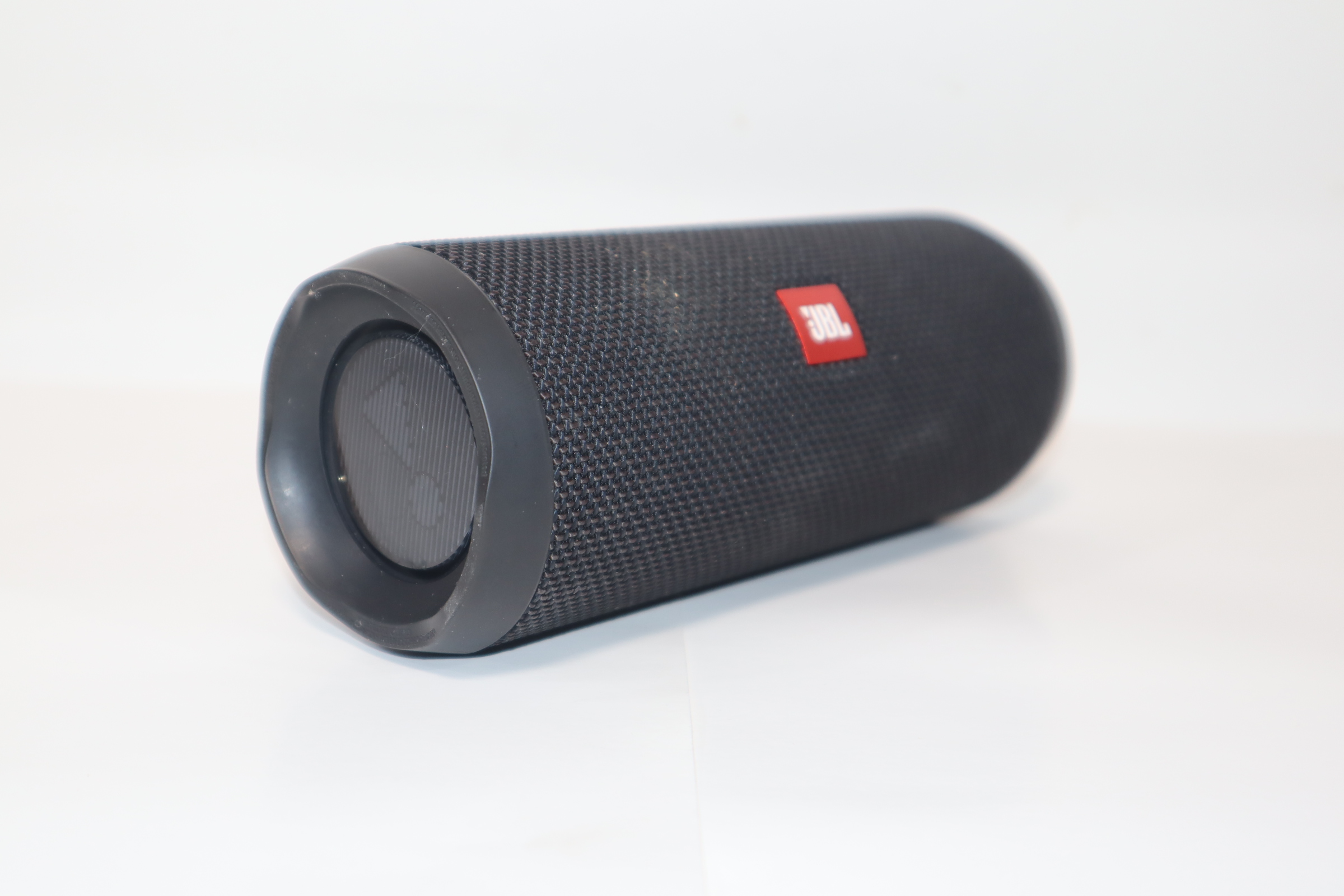 JBL FLIP 4 ブラック JBL Flip 4 Portable Bluetooth Speaker Black JBLFLIP4BLKAM