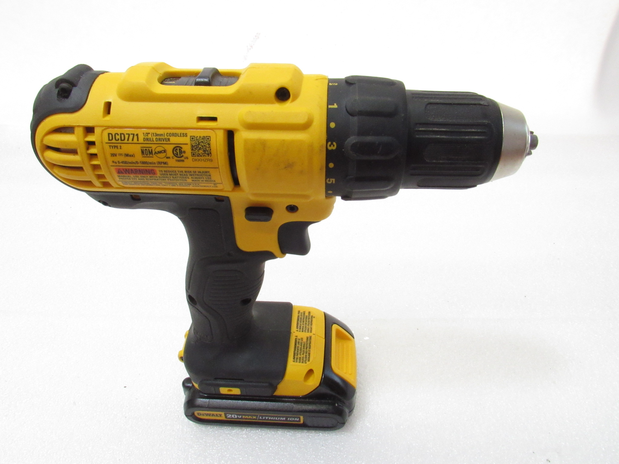 DeWalt DCD771 20V MAX Cordless 1/2" Drill/Driver