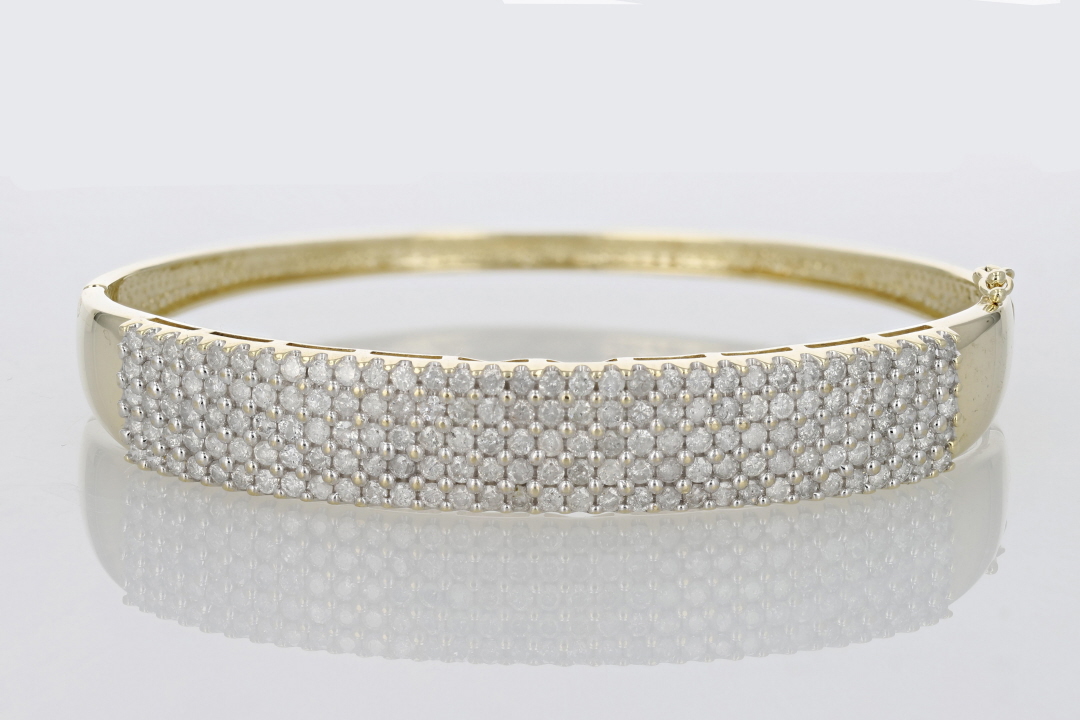 3.41ctw Round Cut Diamond Pavé Set Cluster 7.5 Bangle Bracelet 10k Yellow  Gold