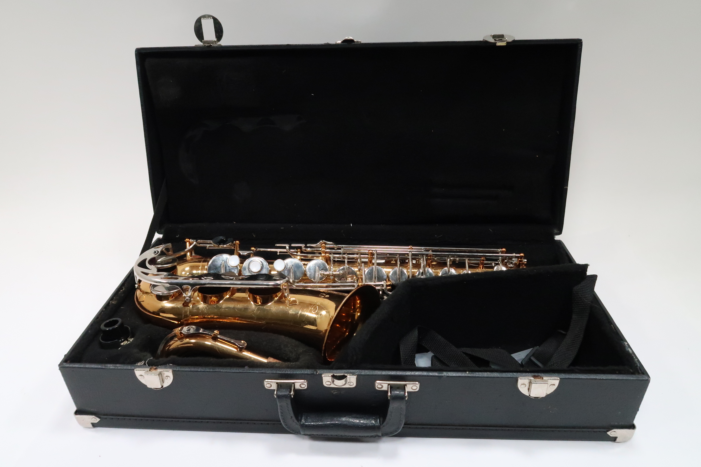 Vito Japan-Made Student Beginner Alto Saxophone 5488