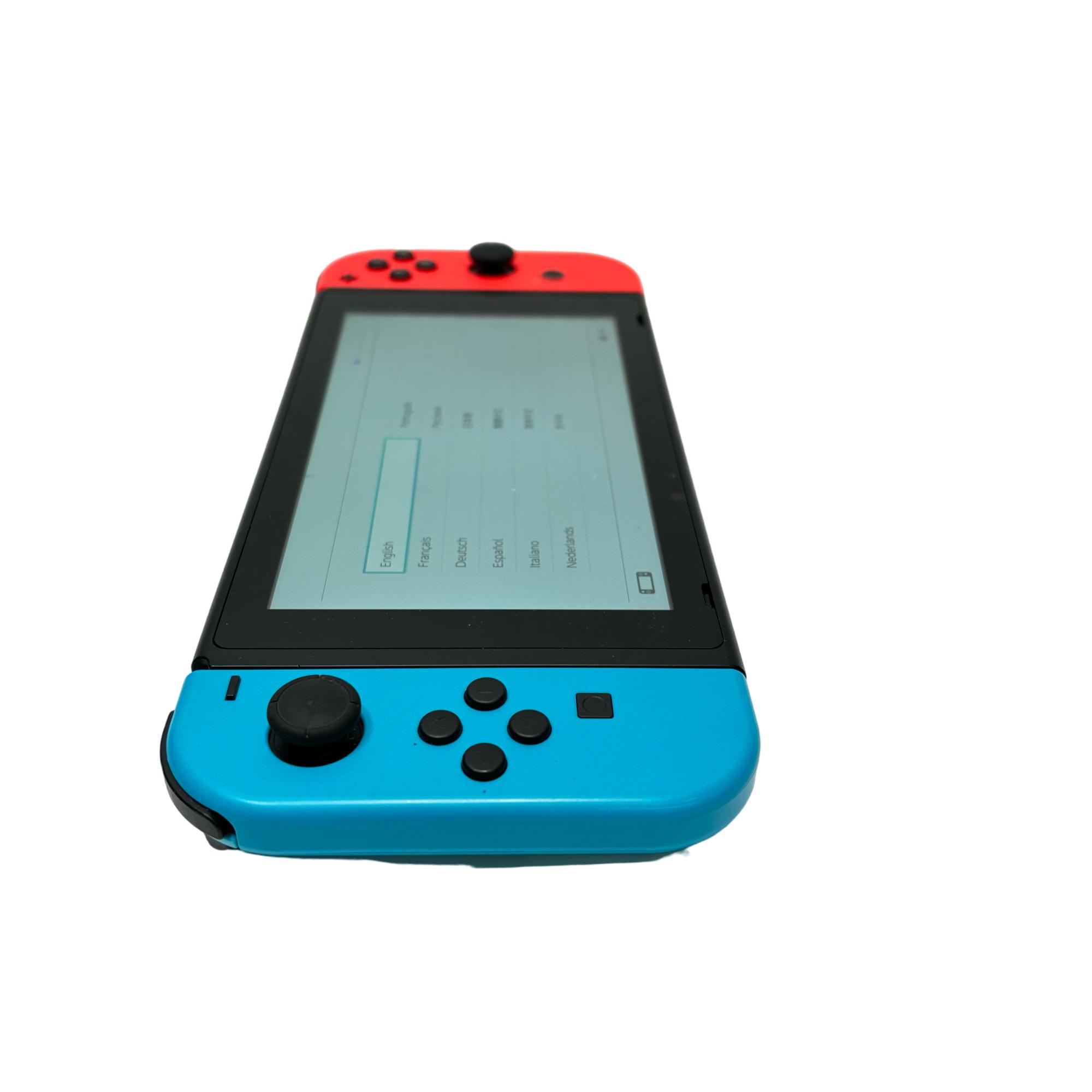 Nintendo Switch 本体 HAC-001(-01) Amazon.com: Nintendo Switch with Gray Joy‑Con - HAC-001(-01