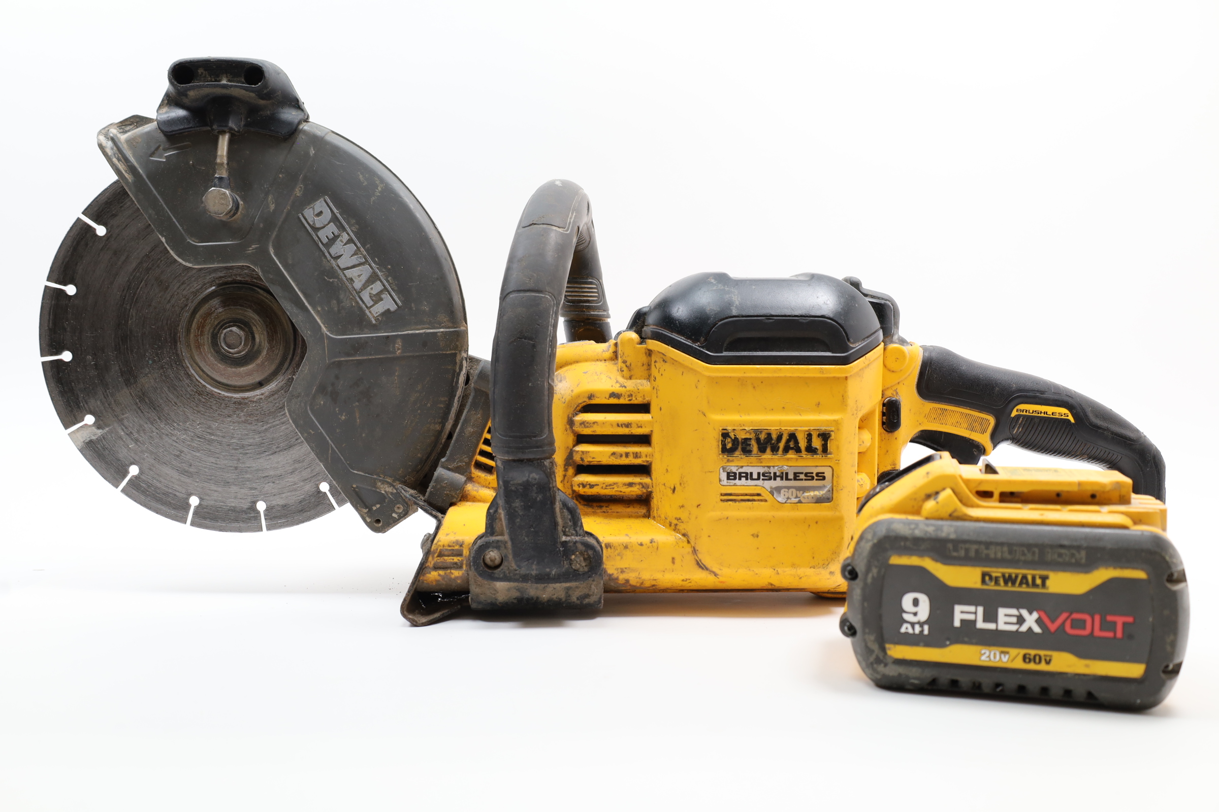 FLEXVOLT 60-Volt Lithium-Ion 9 in. Construction Saw