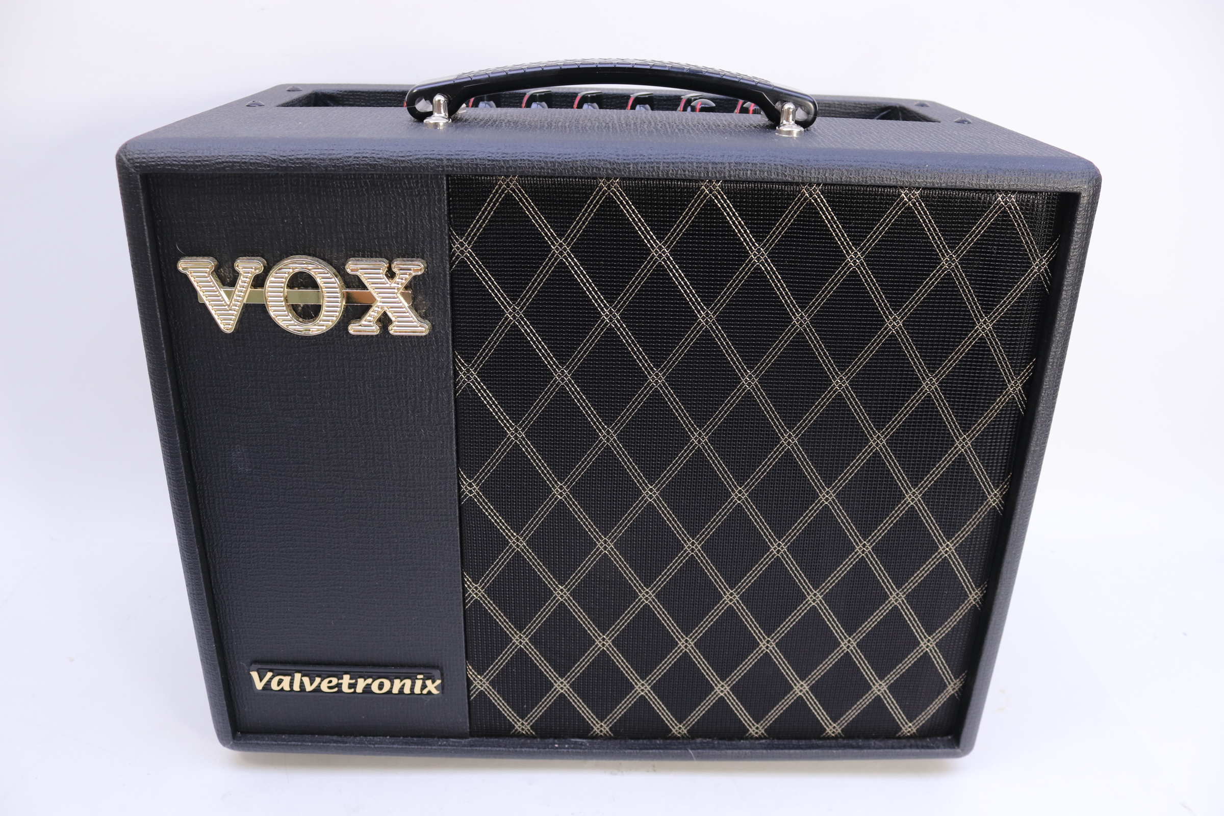 Vox VT20X Valvetronix Hybrid Modeling 1x8 Combo Guitar Amplifier