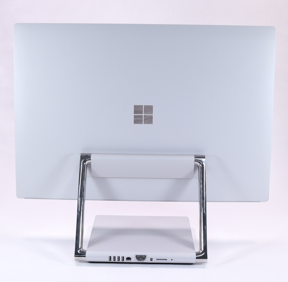 Microsoft Surface Studio 1707 i7-6820HQ 2.7GHz GTX 980M 32GB RAM