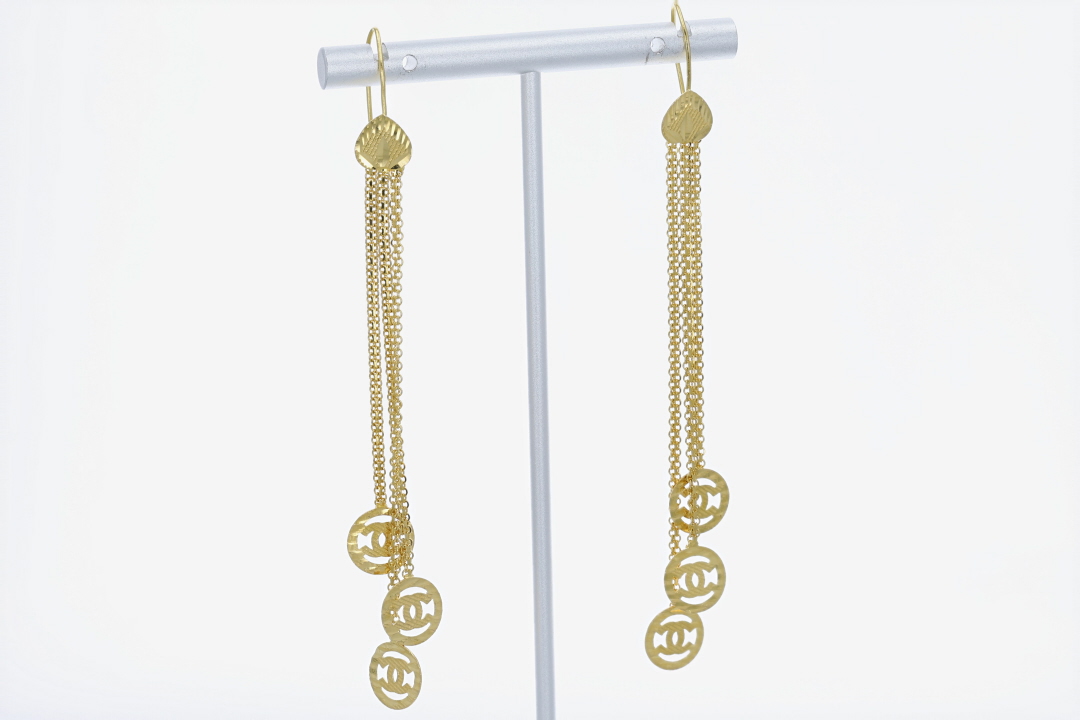 Chanel（シャネル）25シーズンABG050 CC金章 Chanel 25 small handbag, Grained calfskin & gold-tone metal