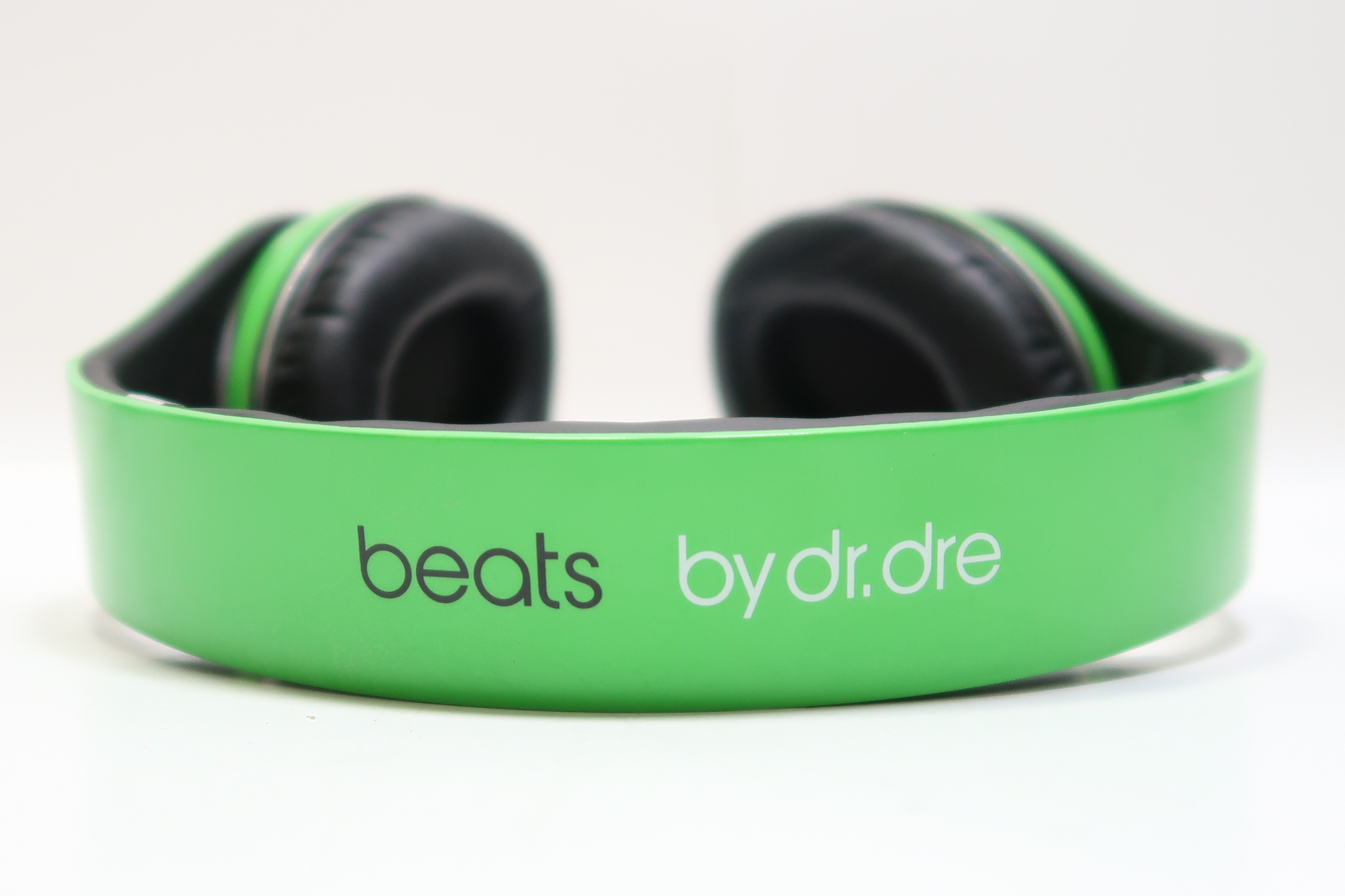 Beats by Dr Dre BT OV STUDIO WIRELESS G… Beats by Dr. Dre Studio Wireless Over the Ear Headphones