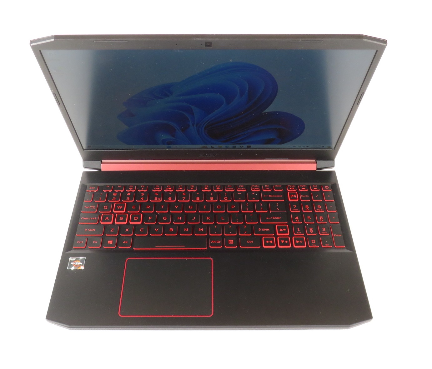 Acer Nitro AN515-43-R0YM Ryzen 3550H RX 560X 8GB RAM