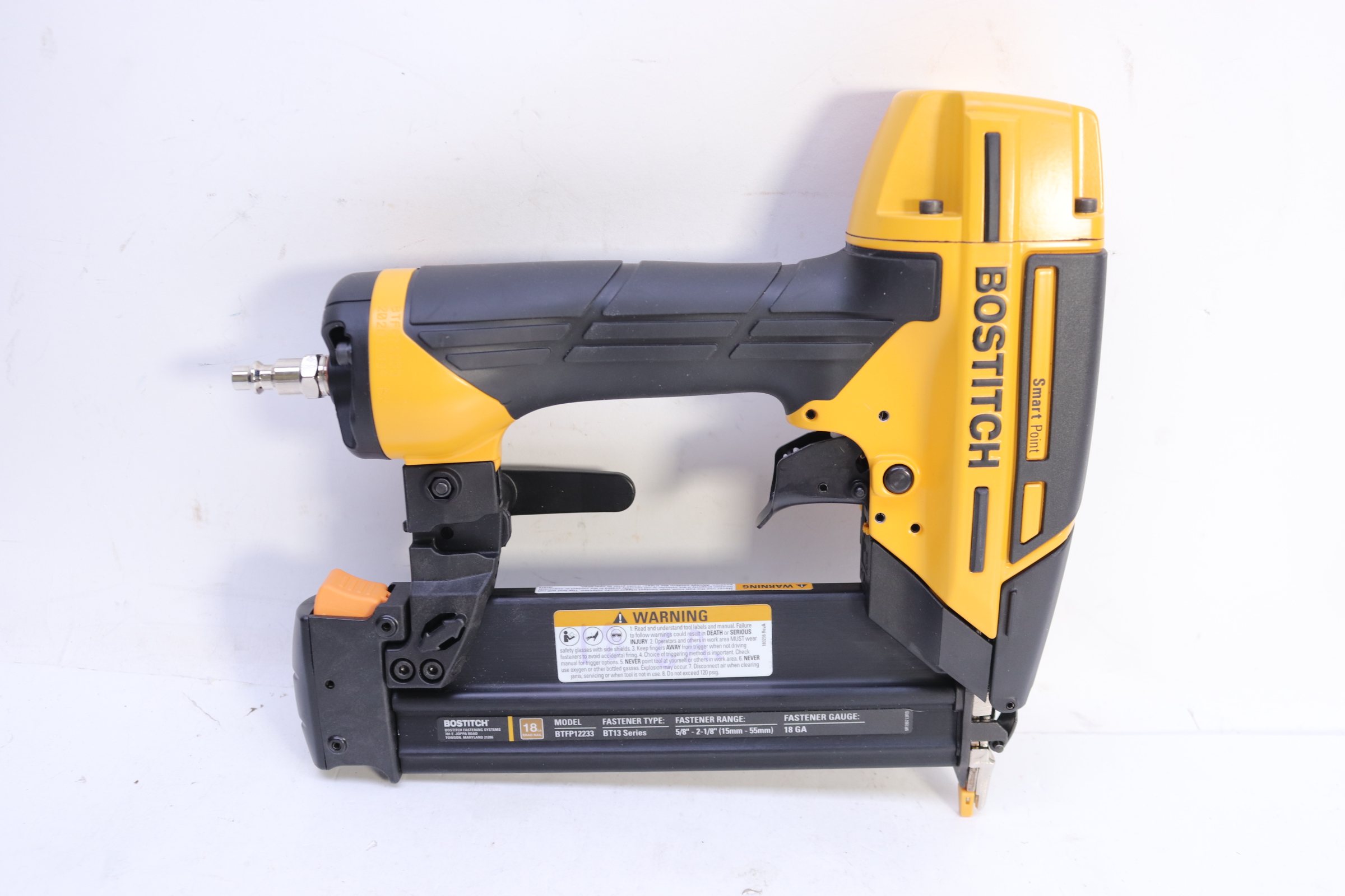 BOSTITCH BTFP12233 5/8" 21/8" Smart Point 18Gauge Pneumatic Brad Nailer