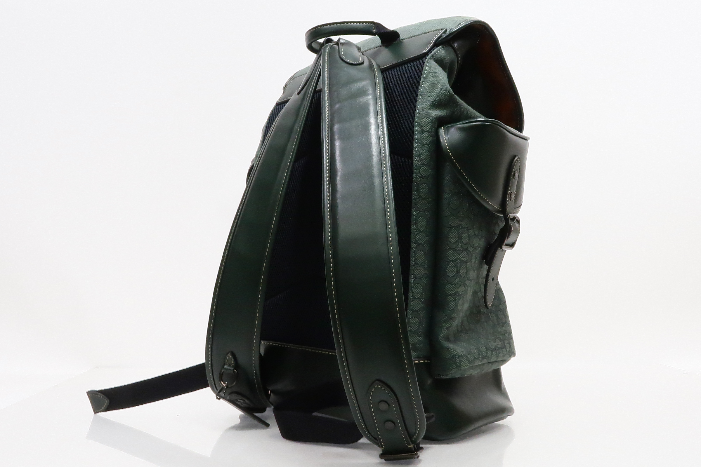 Coach Micro Signature Jacquard Hitch Backpack - F2321-CM387