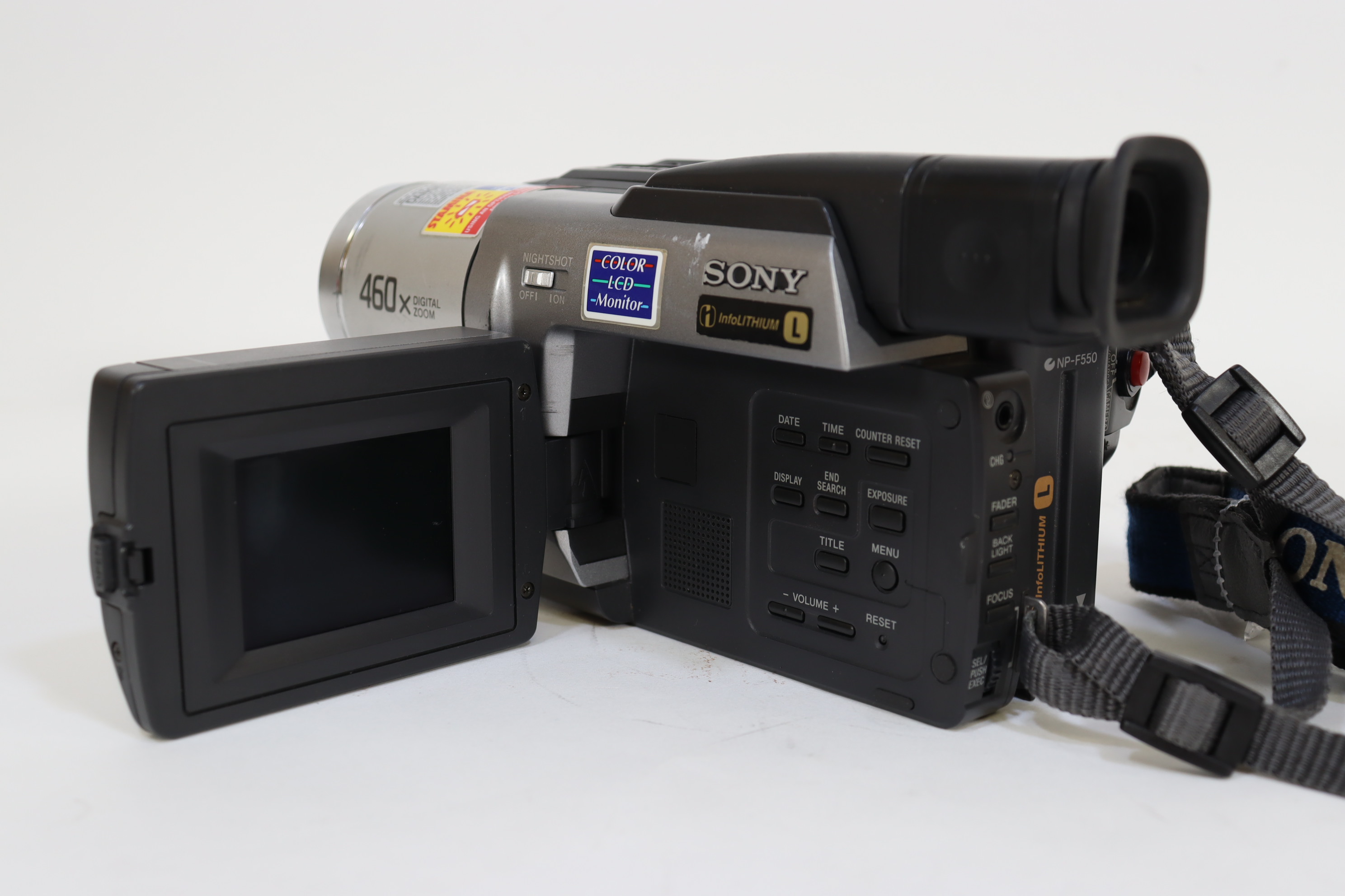 Sony Handycam CCD-TRV58 Hi-8 20x Optical Zoom Compact Camcorder