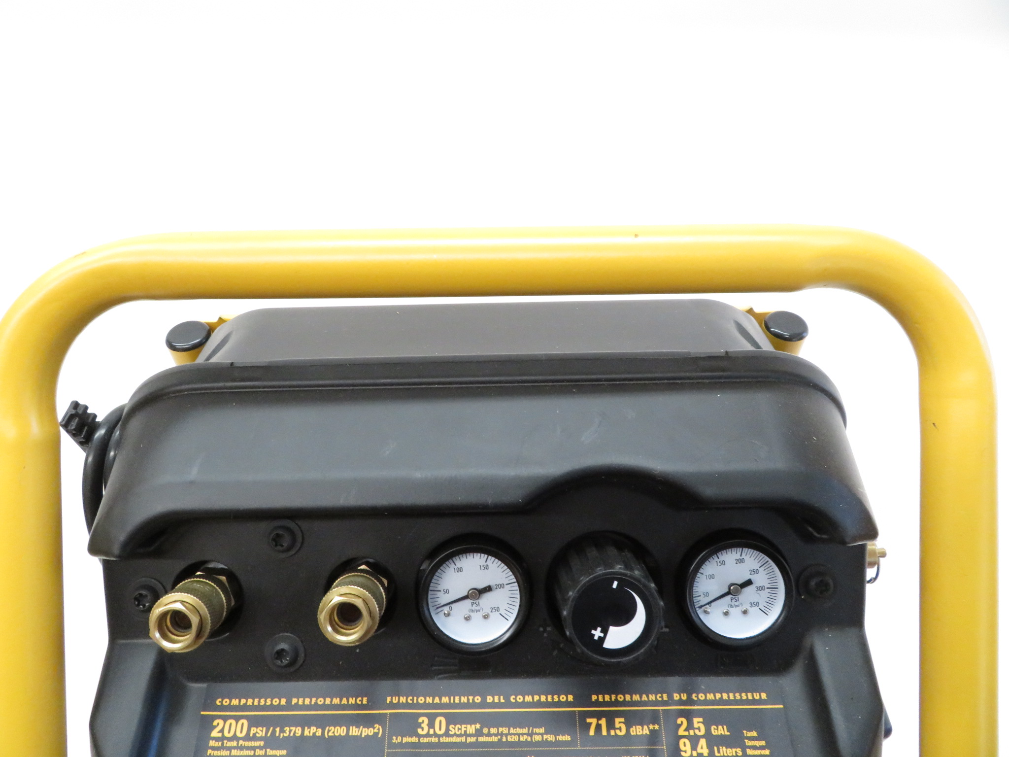 Bostitch BTEC25200 2.5 Gallon 200 PSI Portable Electric Trim Air Compressor