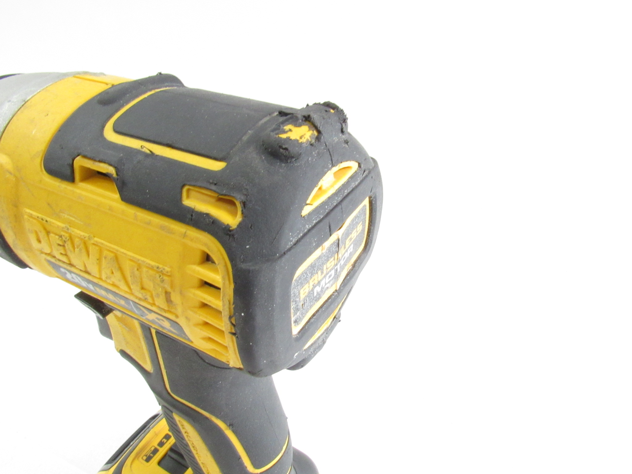DEWALT DCF887 20-Volt MAX XR Cordless Brushless 3-Speed 1/4 in. Impact ...