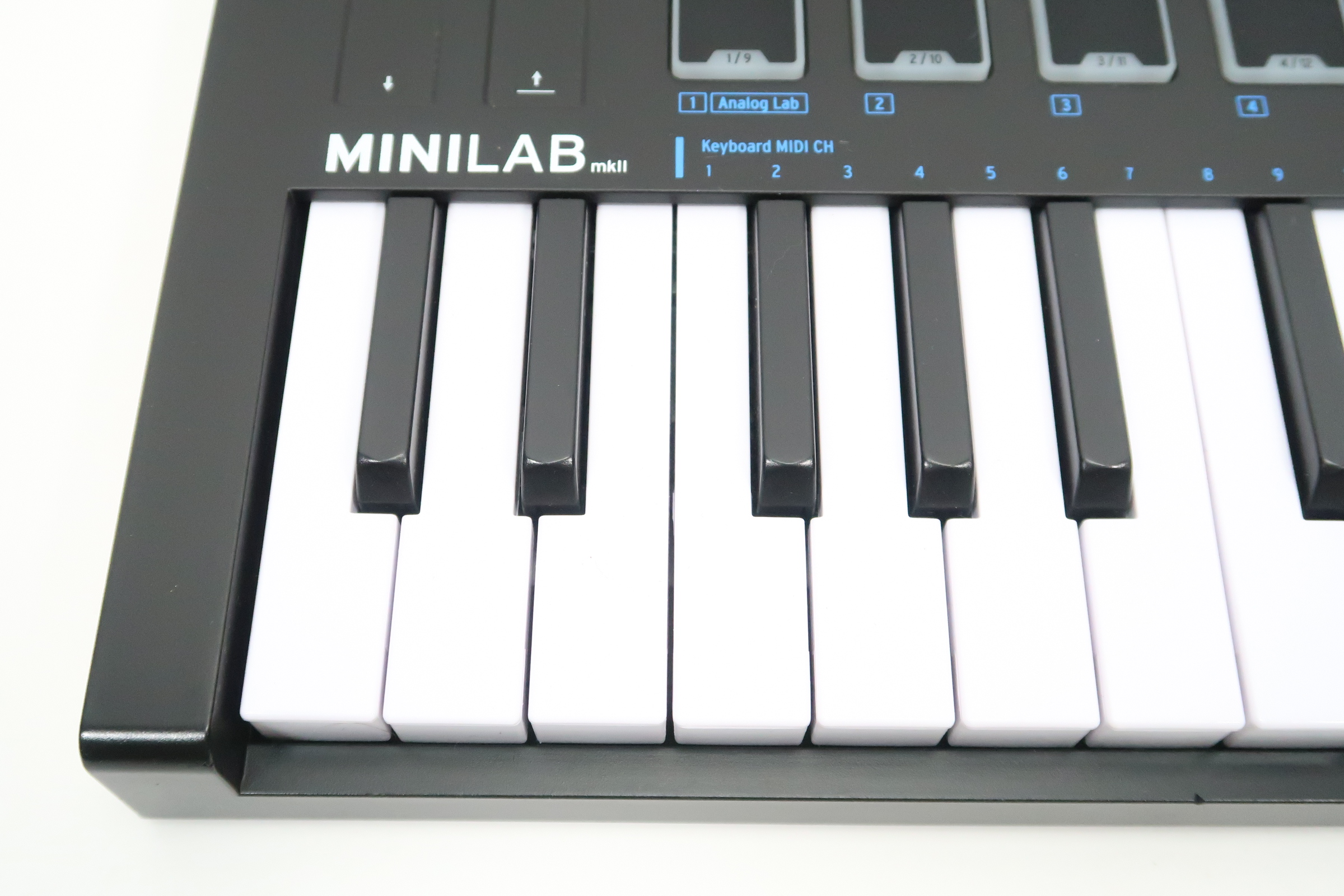 Arturia Mini Lab MkII 25 Slim-key Controller